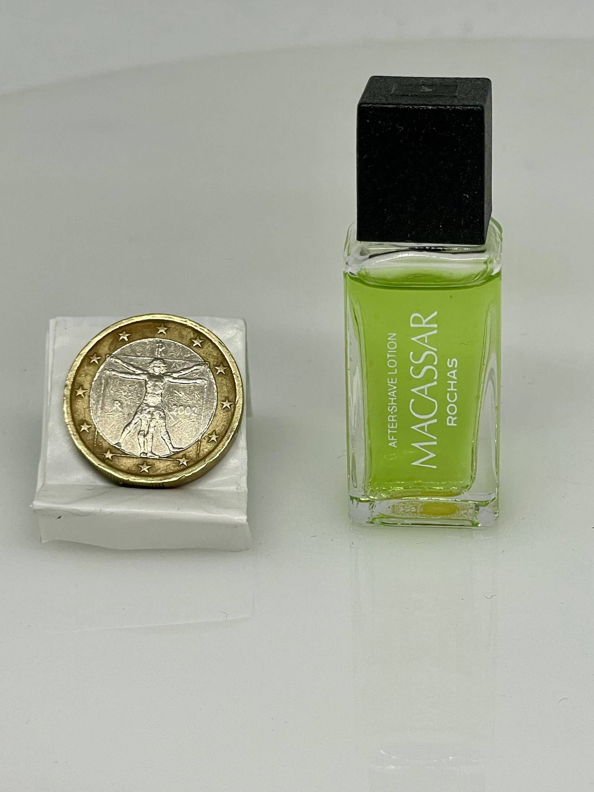 Macassar Von Rochas 1980 Vintage Miniatur Macassar Von Rochas 1980 Vintage Miniatur von Etsy - VibaVintage