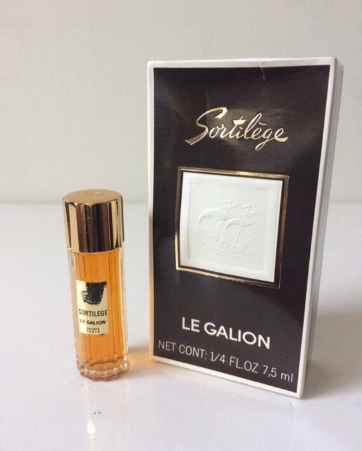 Sortilege Von Le Galion Pure Parfum Extrait Vintage 7, 5 Ml Sortilege Von Le Galion Pure Parfum Extrait Vintage 7, 5 Ml von Etsy - VibaVintage