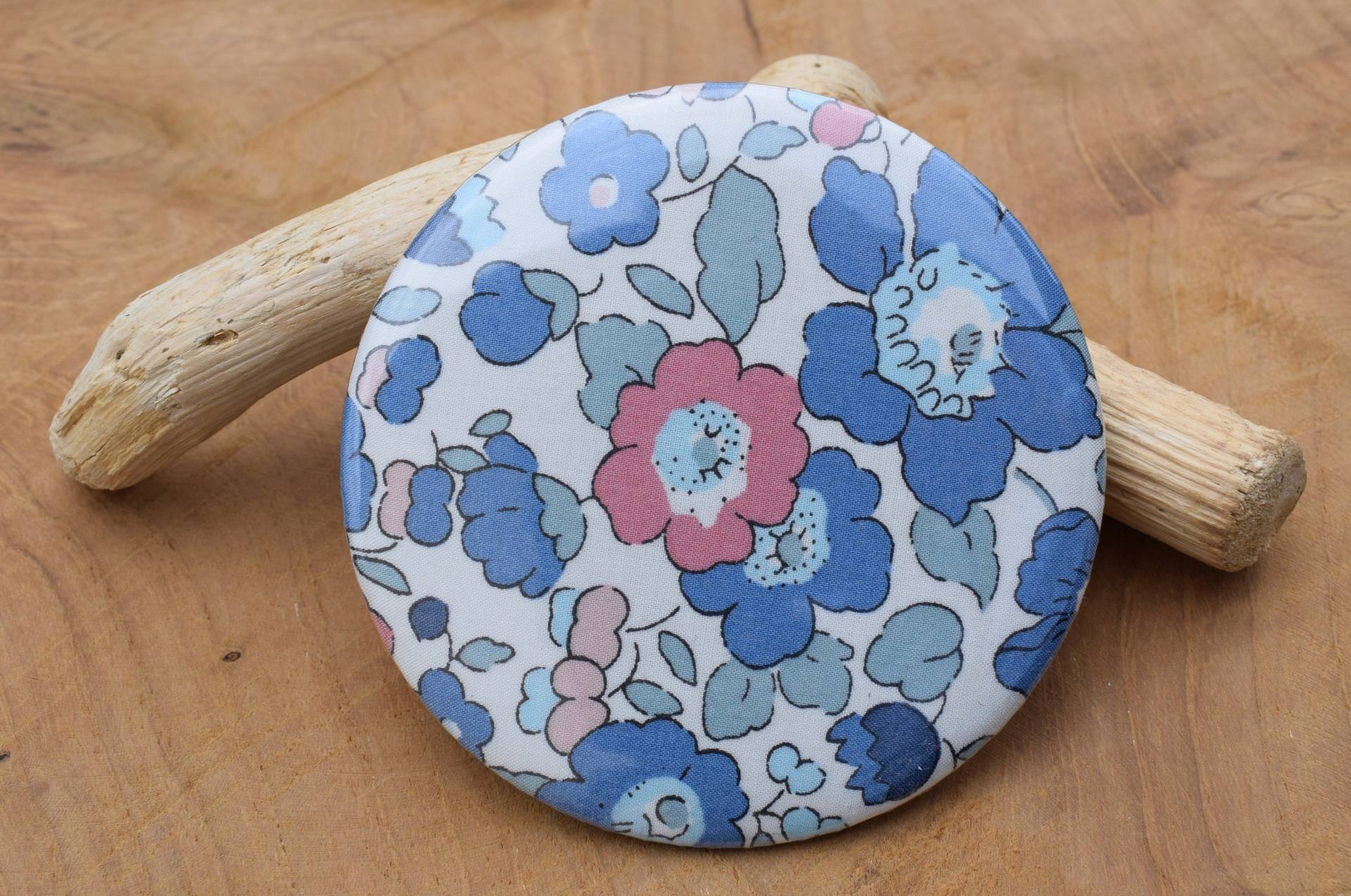 Spiegel in Liberty Betsy - Blautöne von Etsy - VictoireetPaul