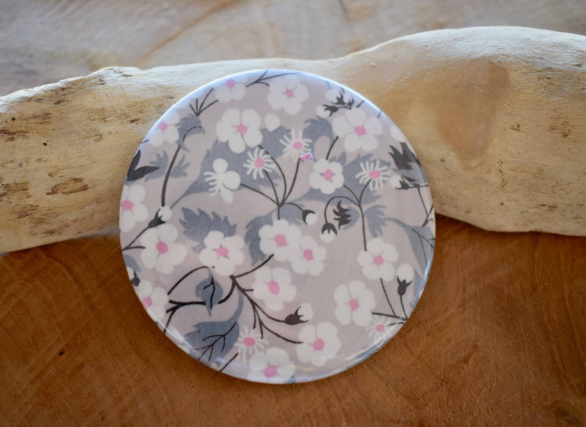 Spiegel in Liberty Mitsi Grau - Und Gelbtönen von Etsy - VictoireetPaul