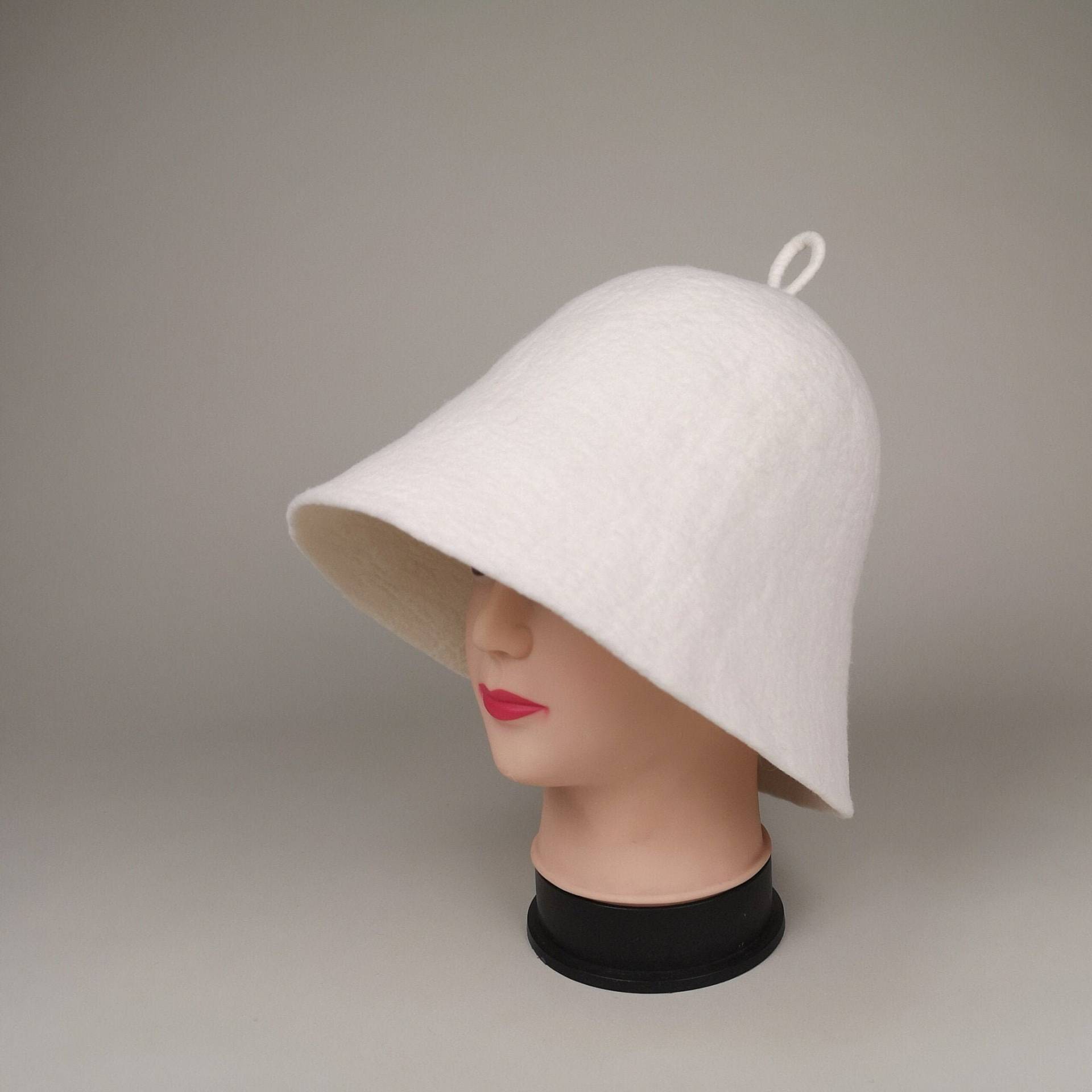 Natürlicher Wollweißer Hut - Gefilzter Saunahut Natürlicher Wollweißer Hut - Gefilzter Saunahut von Etsy - VilmaFelting