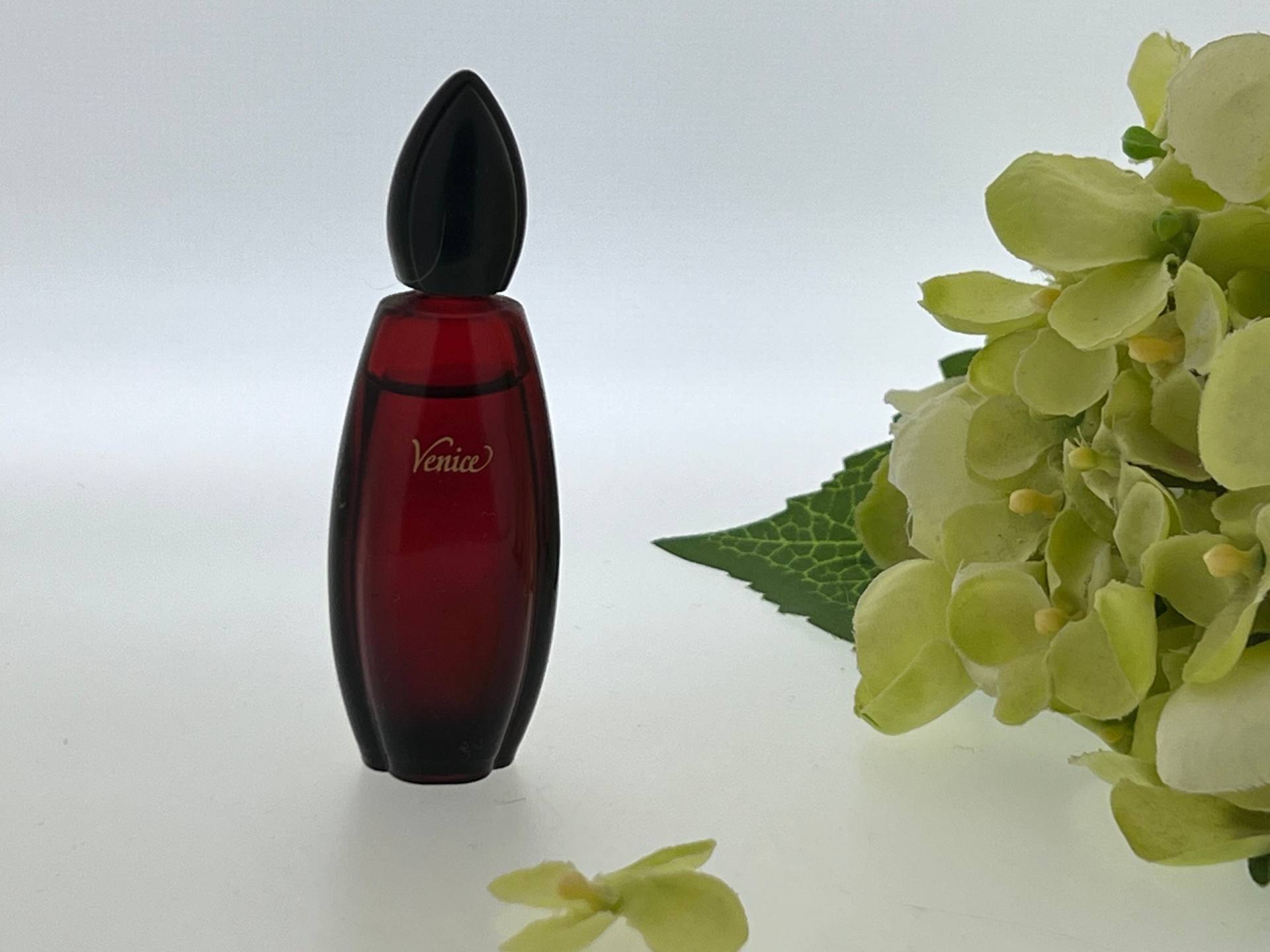 ♥ Beschenkte Kleine Vintage Yves Rocher 1986 Eau De Toilette Miniatur 7, 5 Ml von Etsy - VintagGlamour