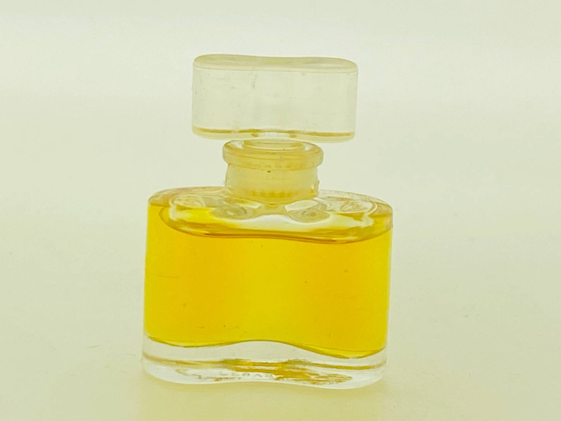 Weißes Leinen Estēe Lauder 1978 Parfum Mini 3 Ml von Etsy - VintagGlamour