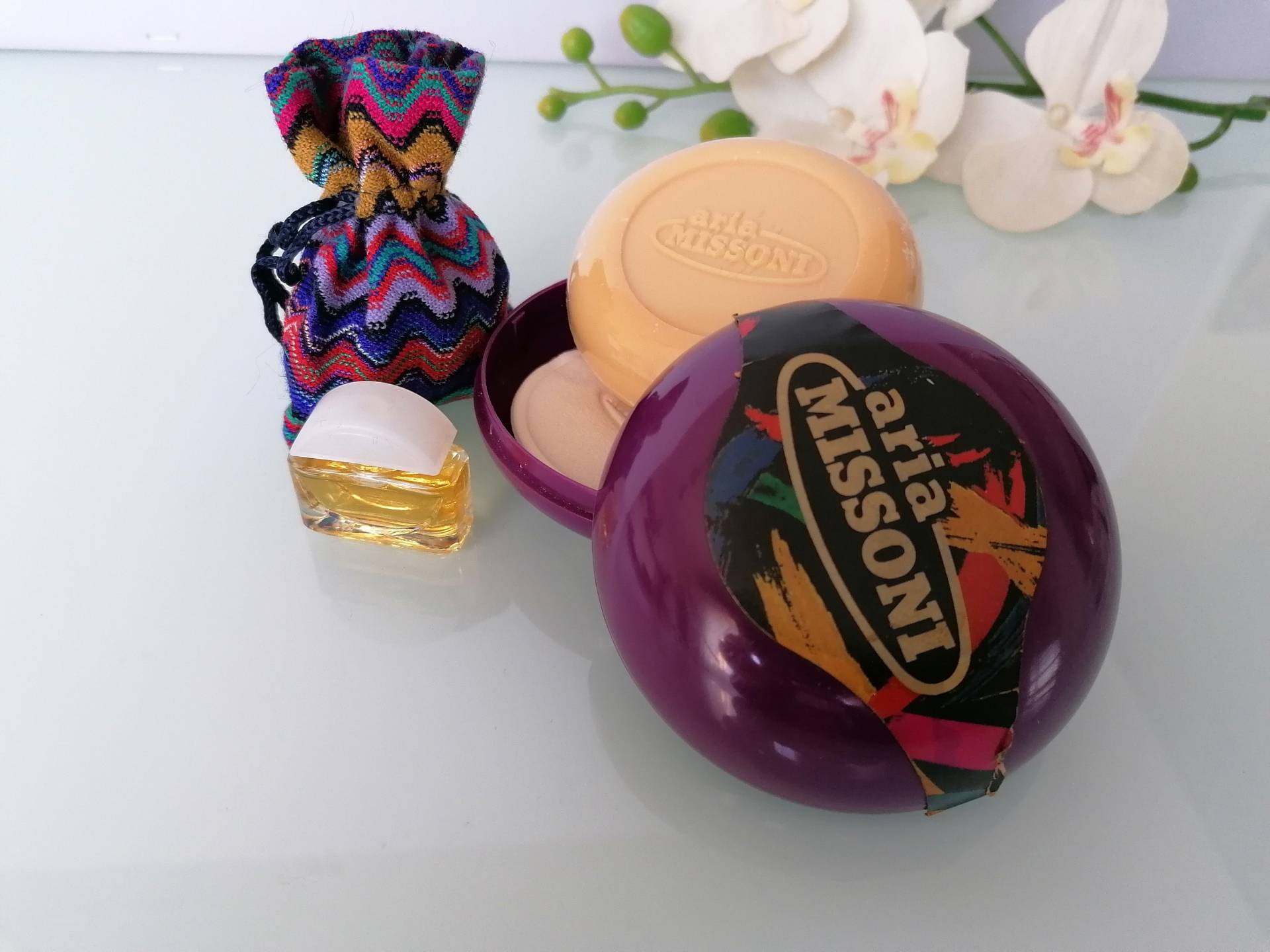 Aria Missoni , Parfümierte Seife 100 G/ 3, 5 Oz in Dish Vintage Seifenbar Für Frauen 80Er Jahre von Etsy - VintageItalienstyle