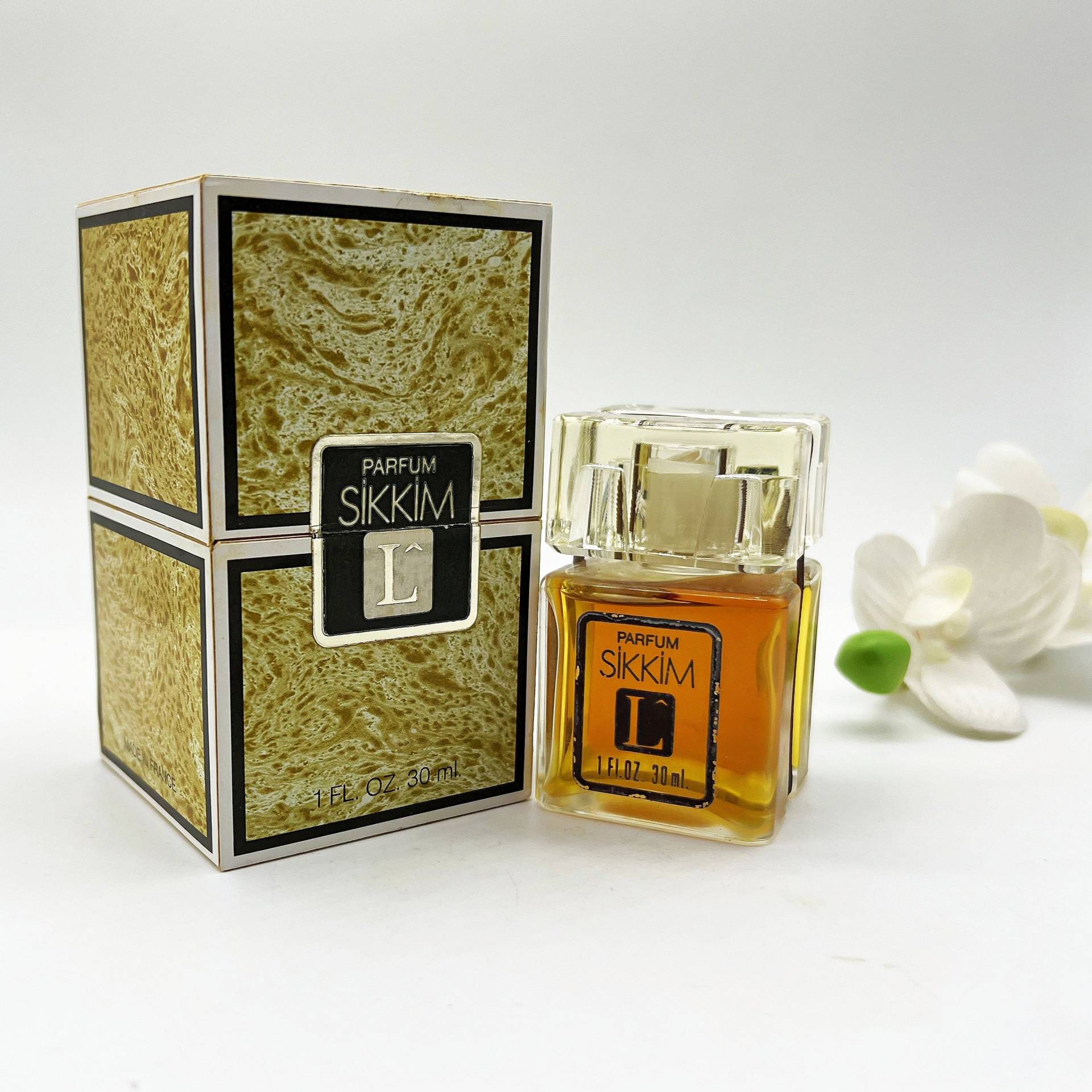 Sikkim Lancome | 1971 Parfum /Extrait 1 Fl.oz/30 Ml, Versiegelt, Seltenes Vintage Reines Parfüm, Frankreich, Paris von Etsy - VintageItalienstyle