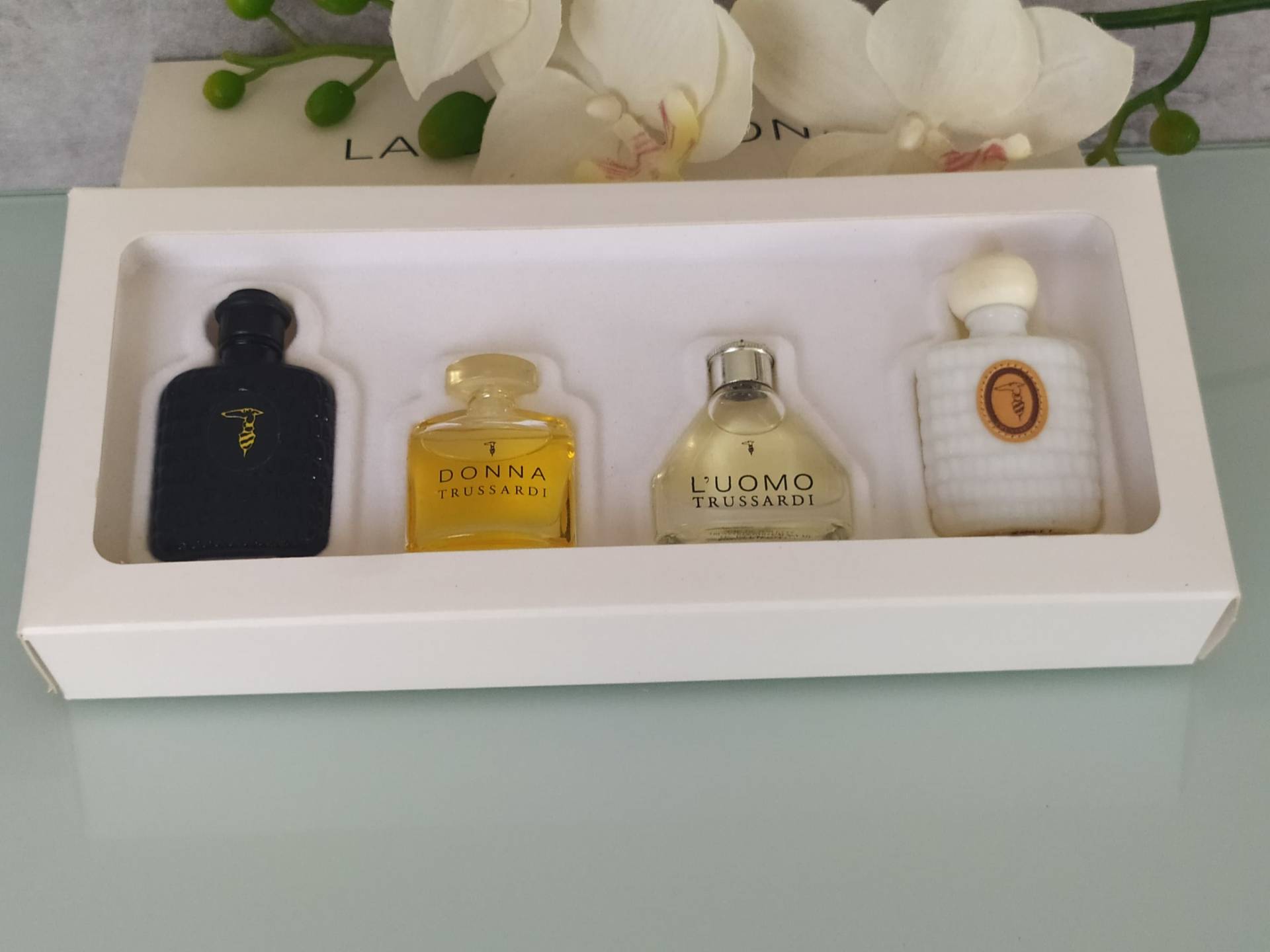 Trussardi Collection Für Sie Und Ihn Set 4 Miniatur Trussardi Collection Für Sie Und Ihn Set 4 Miniatur von Etsy - VintageItalienstyle