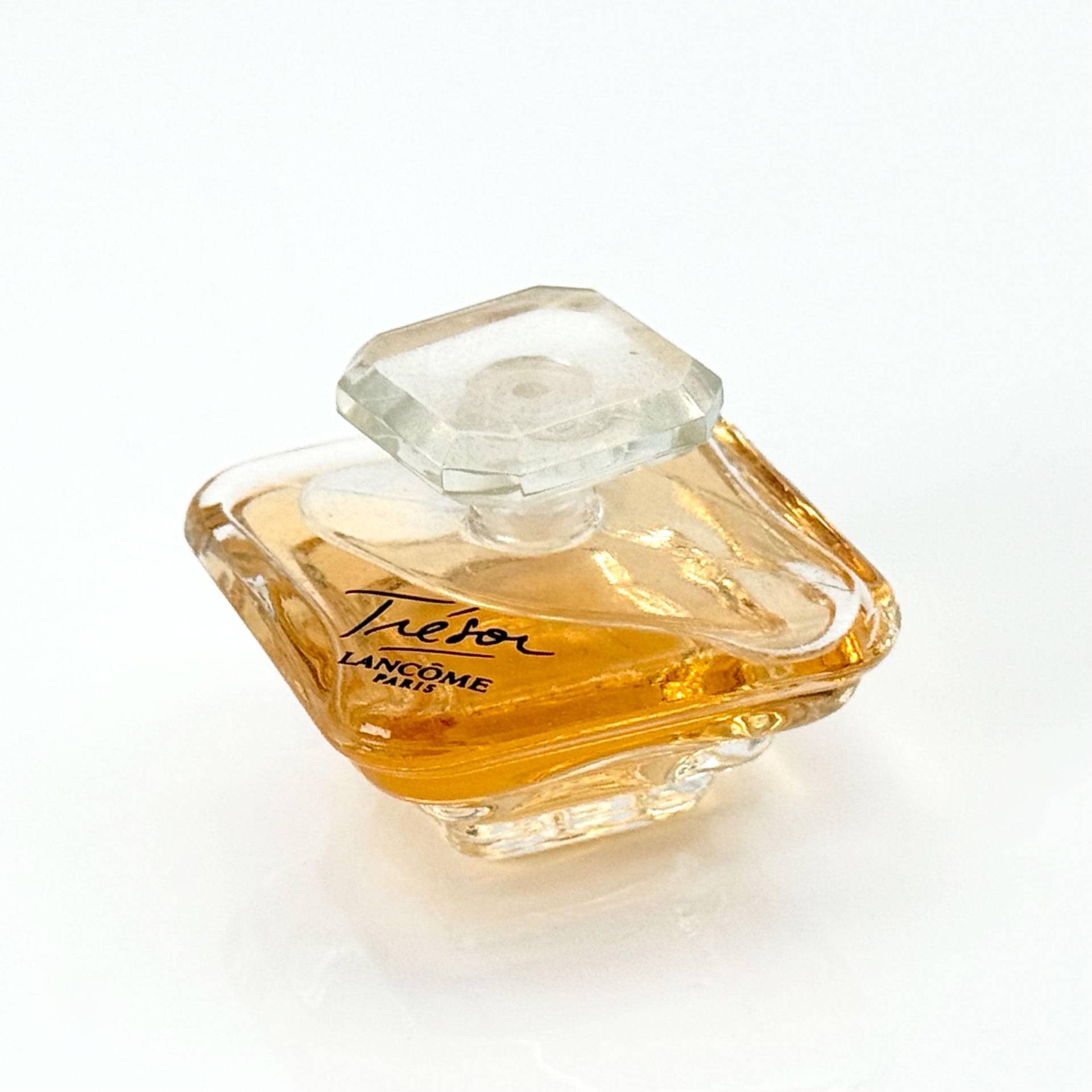 Vintage Miniatur Trésor Eau De Parfum Von Lancôme Ca. 7, 5 Ml Vintage Miniatur Trésor Eau De Parfum Von Lancôme Ca. 7, 5 Ml von Etsy - VintageMiniatureDE