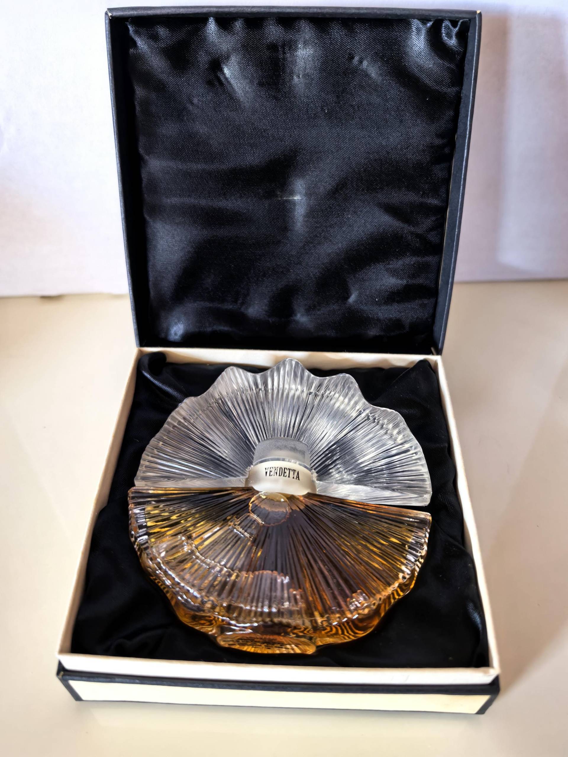Valentino Vendetta Parfum 15Ml von Etsy - VintageParfumFlacons