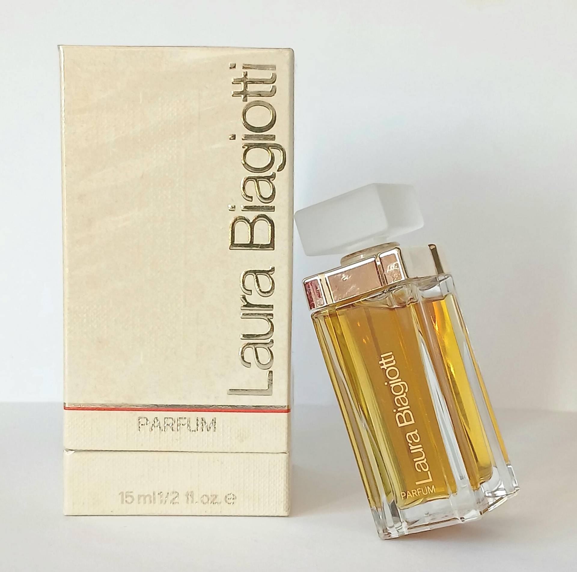 Laura Biagiotti Classic Parfum Pure-Extrait-Reines Parfum Splash 15 Ml Ovp Eurocos Rare Laura Biagiotti Classic Parfum Pure-Extrait-Reines Parfum Splash 15 Ml Ovp Eurocos Rare von Etsy - VintageParfumsDE
