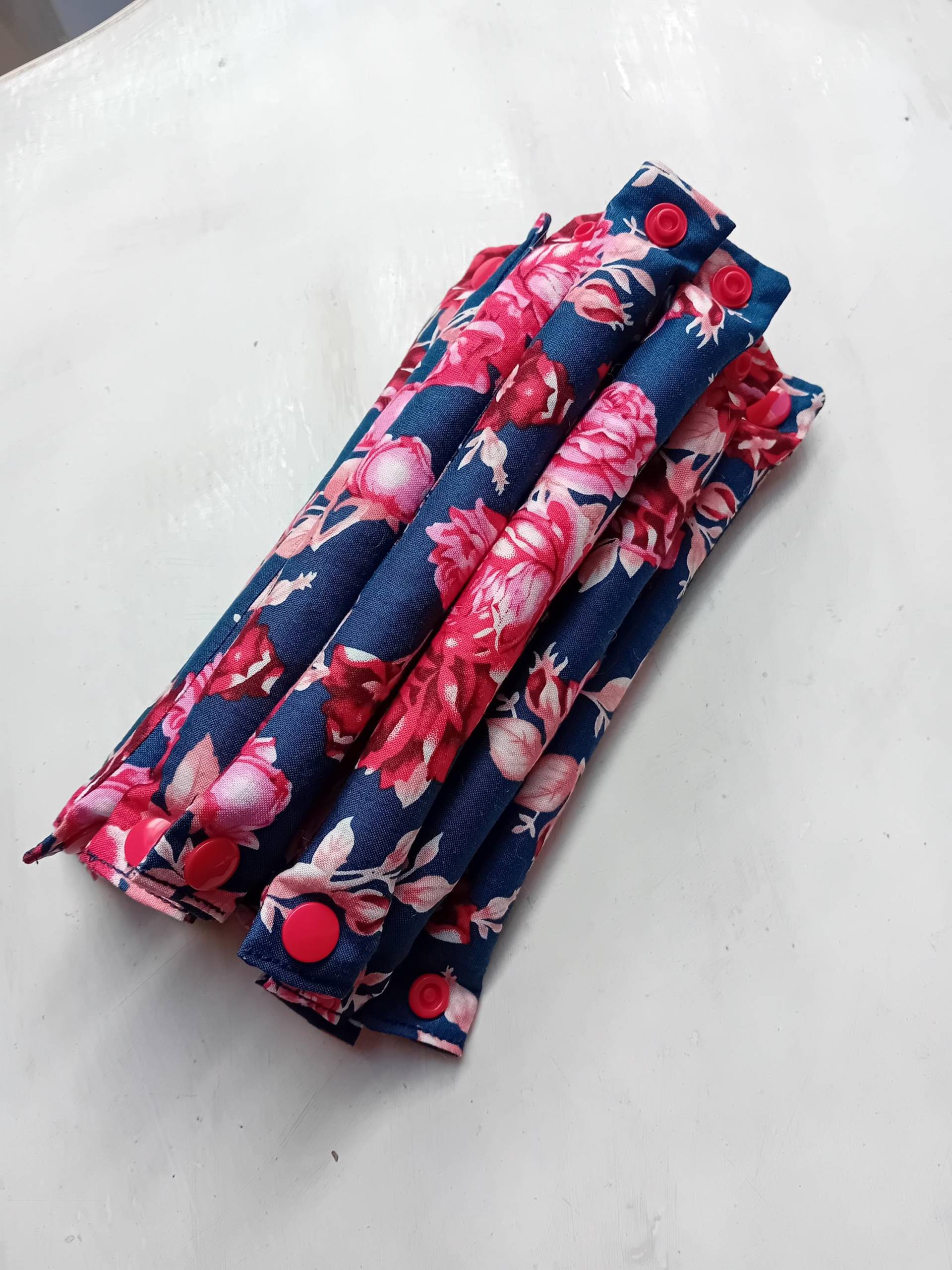 Schlafwickler Lockenwickler Wickler Sleep Curlers Blumen Blüten Blau Rot von Etsy - VintagePatternDE