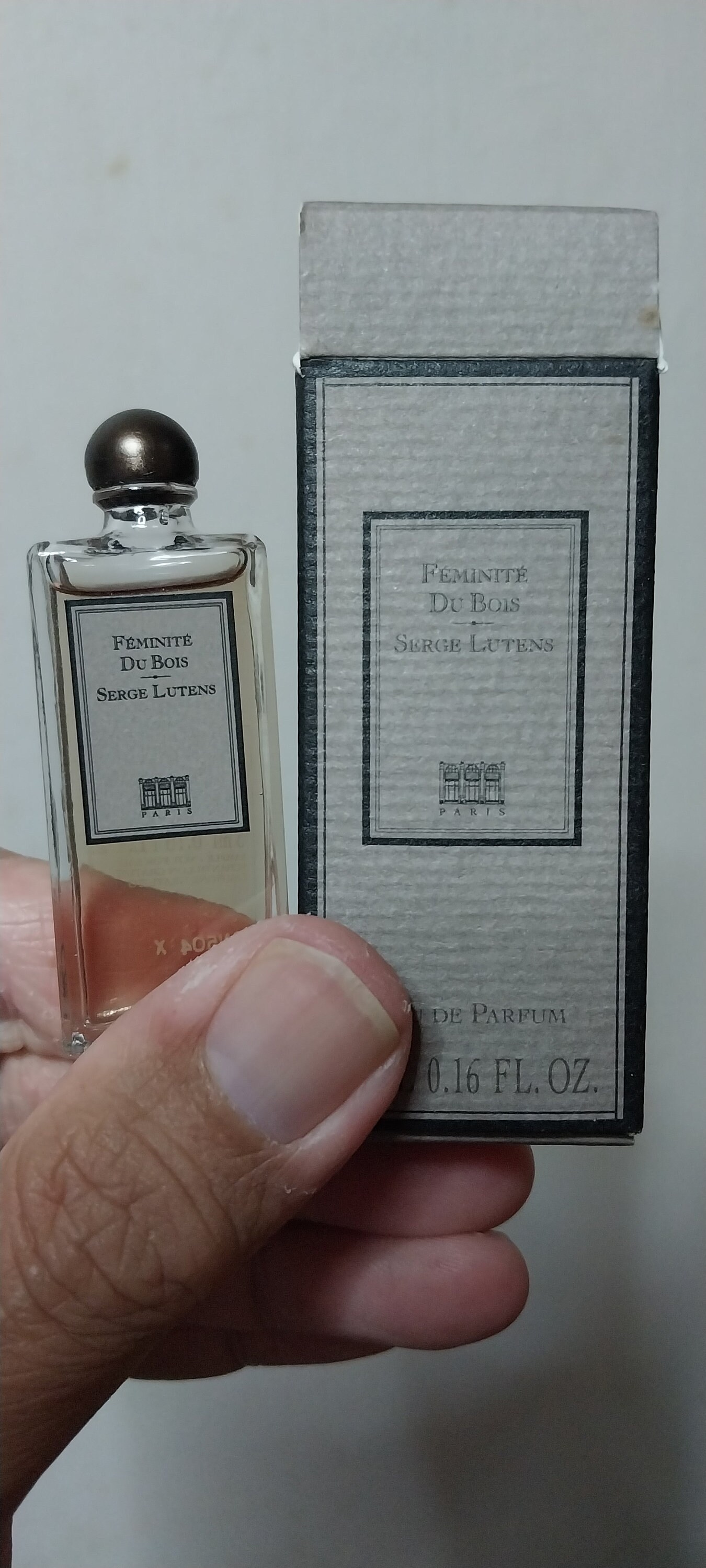 Seltene Fast Volle Vintage Mini Serge Lutens Feminite Du Bois 5Ml Edp Mit Box von Etsy - VintagePerfumePalace