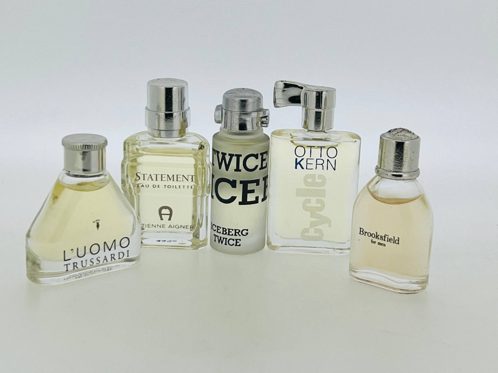 5 Miniatur-Set Für Männer, Fahrrad Otto Kern, Zweimal Für Homme Iceberg, Brooksfield L'uamo Trussardi, Statement Aigner Eau Detoilette Ml 5 Miniatur-Set Für Männer, Fahrrad Otto Kern, Zweimal Für Homme Iceberg, Brooksfield L'uamo Trussardi, Statement Aigner Eau Detoilette Ml von Etsy - VintagePerfumeShop