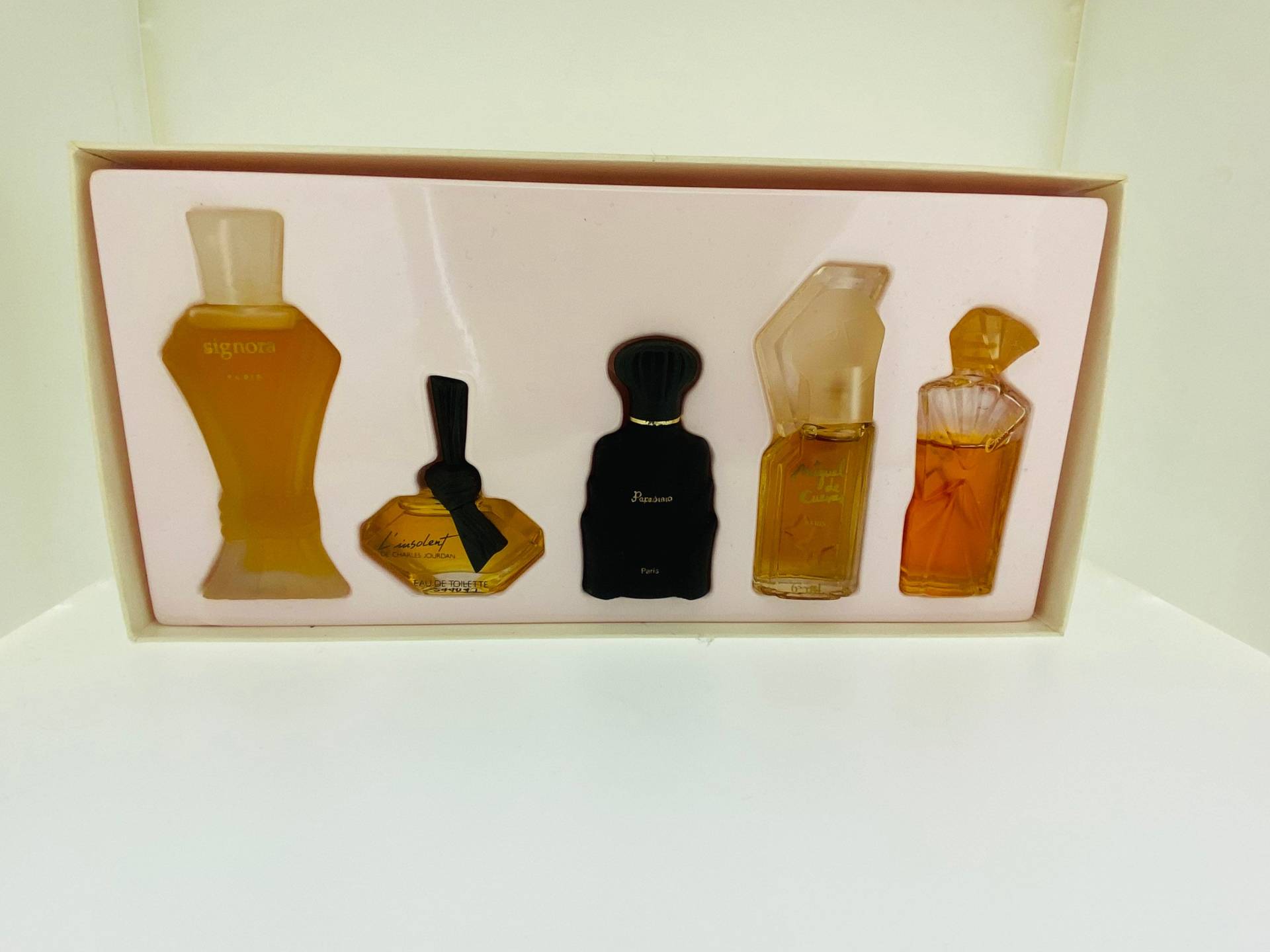 Vintage 5 Perfume Miniatur Set, Bignora Vivier, Linbolent De Charles Jourdan, Paradisio Paris, Miguel Cuevas, Only You Paris von Etsy - VintagePerfumeShop