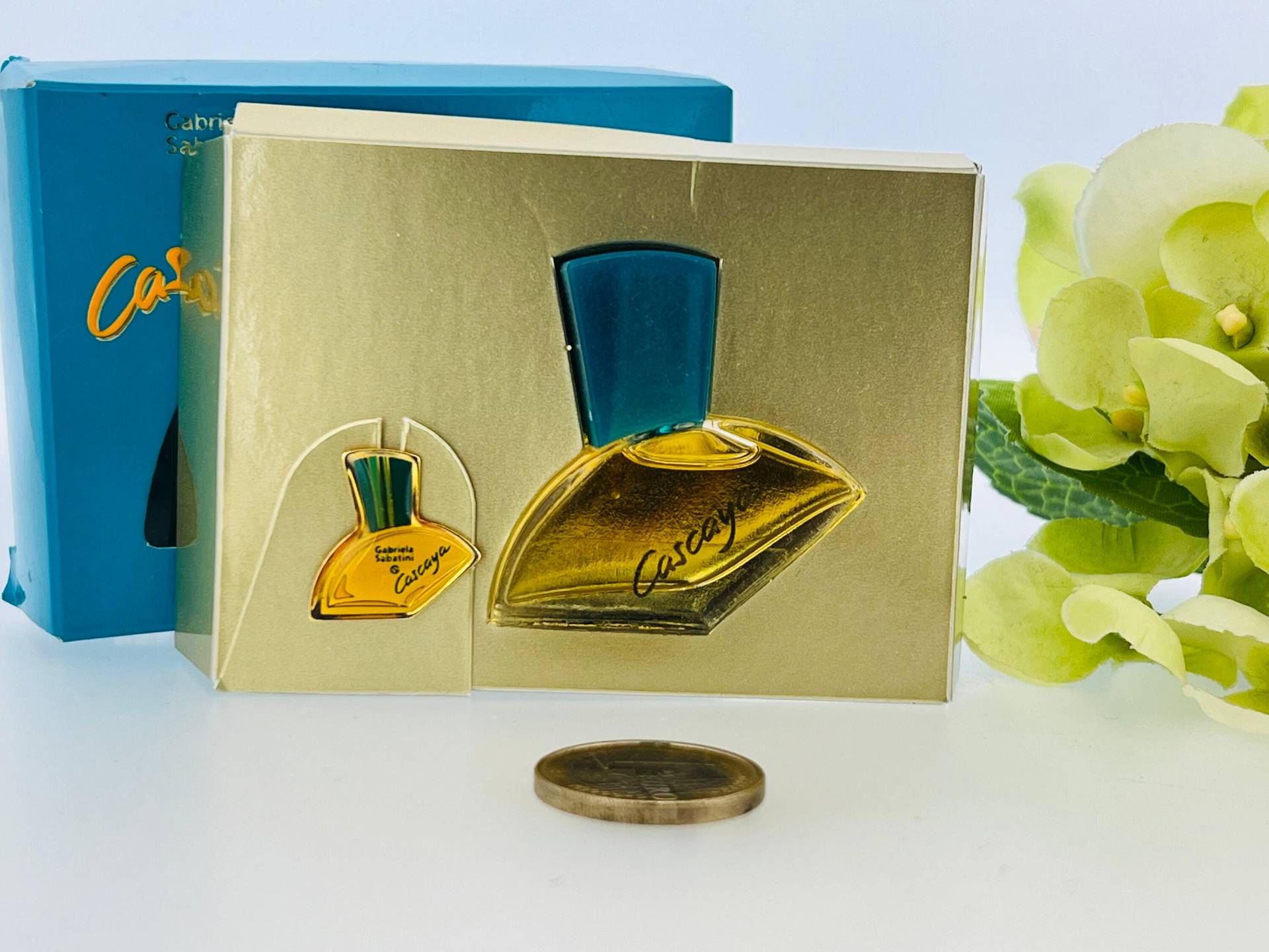 Vintage Cascaya By Gabriela Sabatini | Eau De Toilette | 1994 3 Ml Miniatur Vintage Cascaya By Gabriela Sabatini | Eau De Toilette | 1994 3 Ml Miniatur von Etsy - VintagePerfumeShop