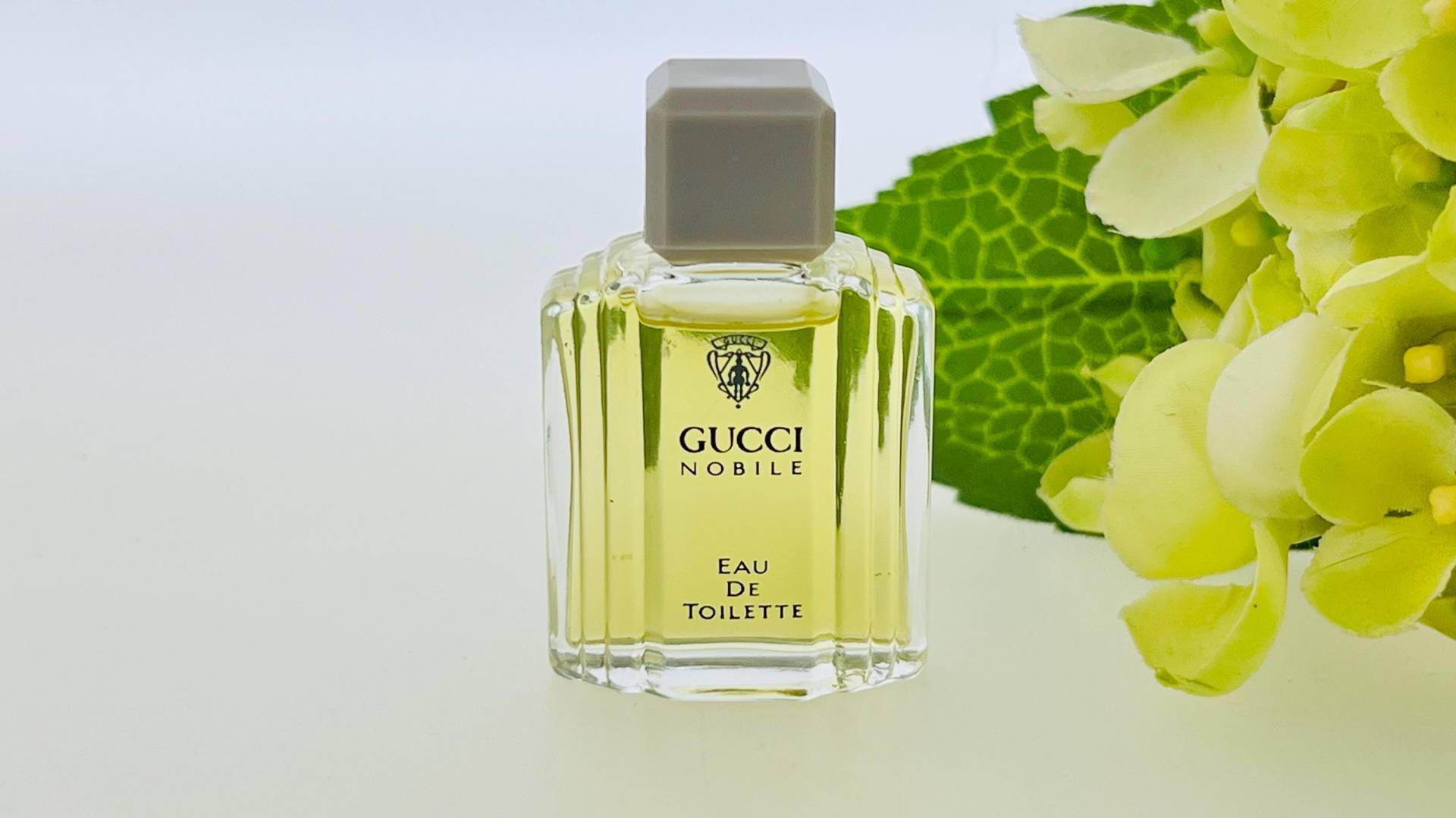 Vintage Gucci Nobile 1988 Eau De Toilette Miniatur 5 Ml von Etsy - VintagePerfumeShop