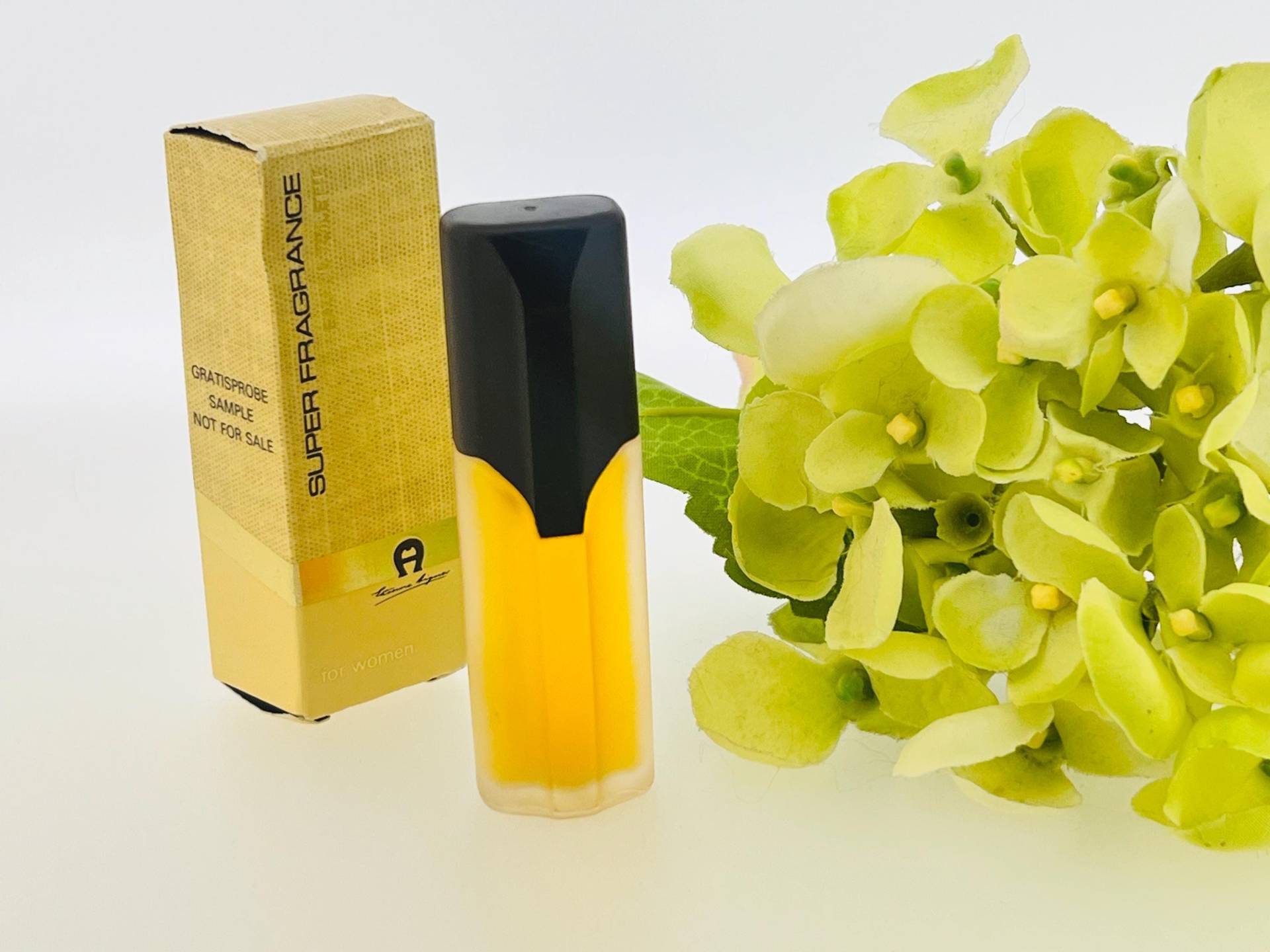 Vintage Super Fragrance Für Frauen Aigner 1978 Eau De Toilette Miniatur 5 Ml Vintage Super Fragrance Für Frauen Aigner 1978 Eau De Toilette Miniatur 5 Ml von Etsy - VintagePerfumeShop