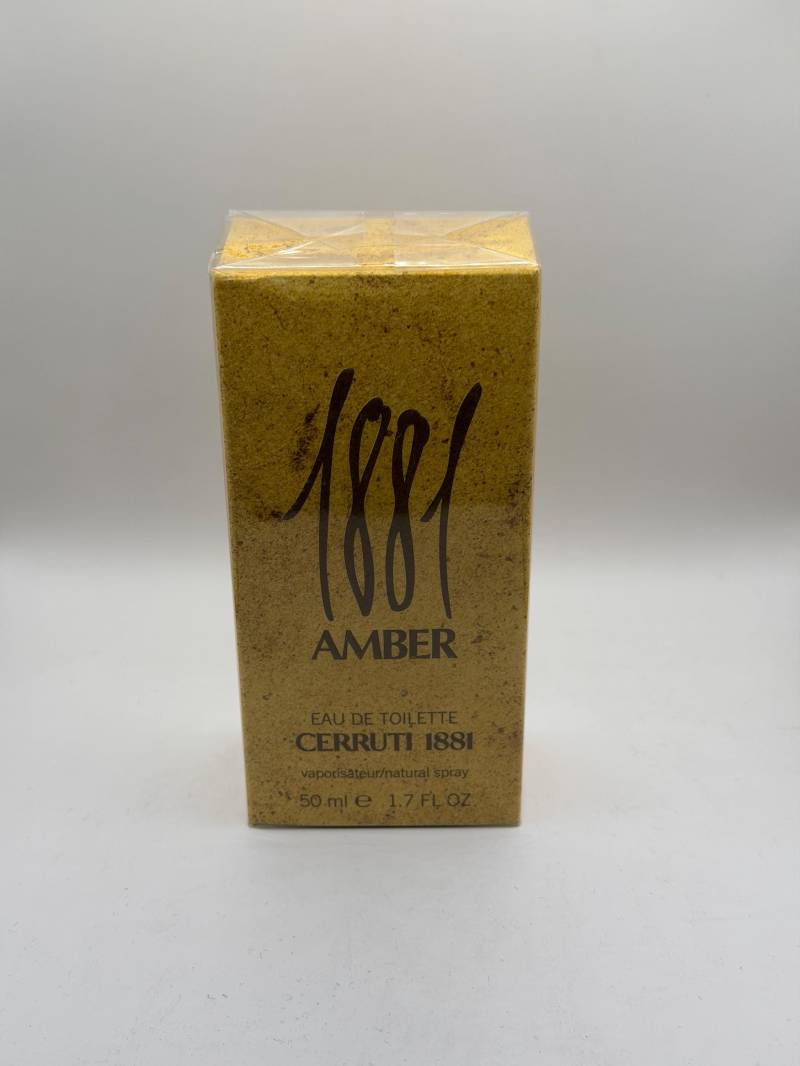 Eingestellt Cerruti 1881 Amber Eau De Toilette Natürlicher Spray 50 Ml/1.7 Fl.oz Eingestellt Cerruti 1881 Amber Eau De Toilette Natürlicher Spray 50 Ml/1.7 Fl.oz von Etsy - VintageRetroEu