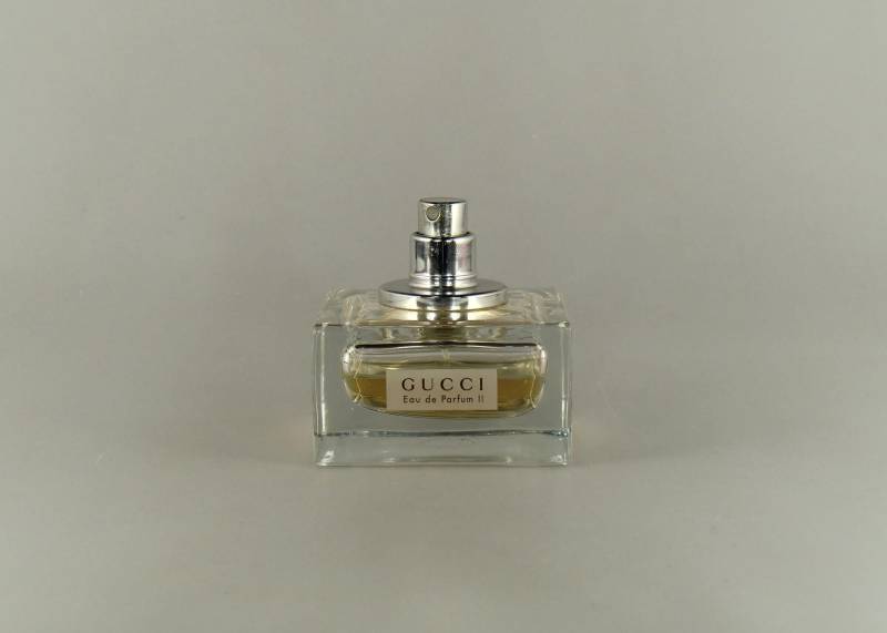 Eingestelltes Seltenes Gucci Eau De Parfum Ii 1.6 Fl.oz. /50Ml Pink - Gebraucht Eingestelltes Seltenes Gucci Eau De Parfum Ii 1.6 Fl.oz. /50Ml Pink - Gebraucht von Etsy - VintageRetroEu
