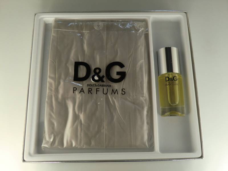 Original Dolce & Gabbana Gd Maskulines Geschenkset Eau De Toilette 1.7 Fl.oz./50Ml + Regenmantel Top Selten von Etsy - VintageRetroEu
