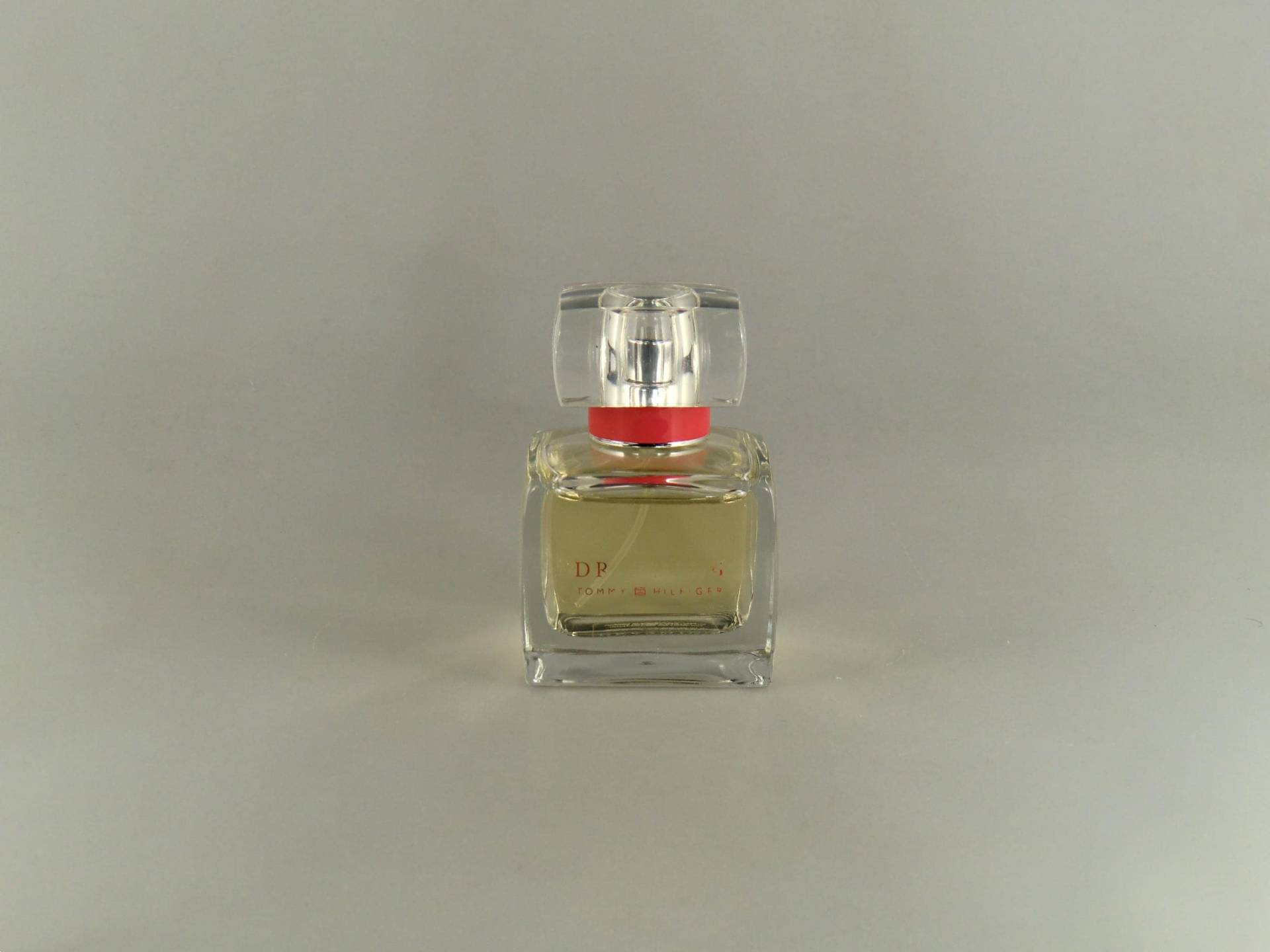 Original Seltenes Tommy Hilfiger Dreaming Eau De Parfum Natural Spray 1.7 Fl.oz. /50Ml Original Seltenes Tommy Hilfiger Dreaming Eau De Parfum Natural Spray 1.7 Fl.oz. /50Ml von Etsy - VintageRetroEu