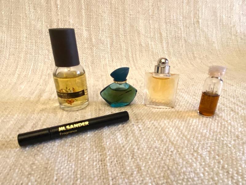 Perfume Bottle Set - 47 Empty Bottles Yves Rocher, Jil Sander, Kl Homme, Avon, Azzaro, & Other Perfumes von Etsy - VintageStyleShopDE