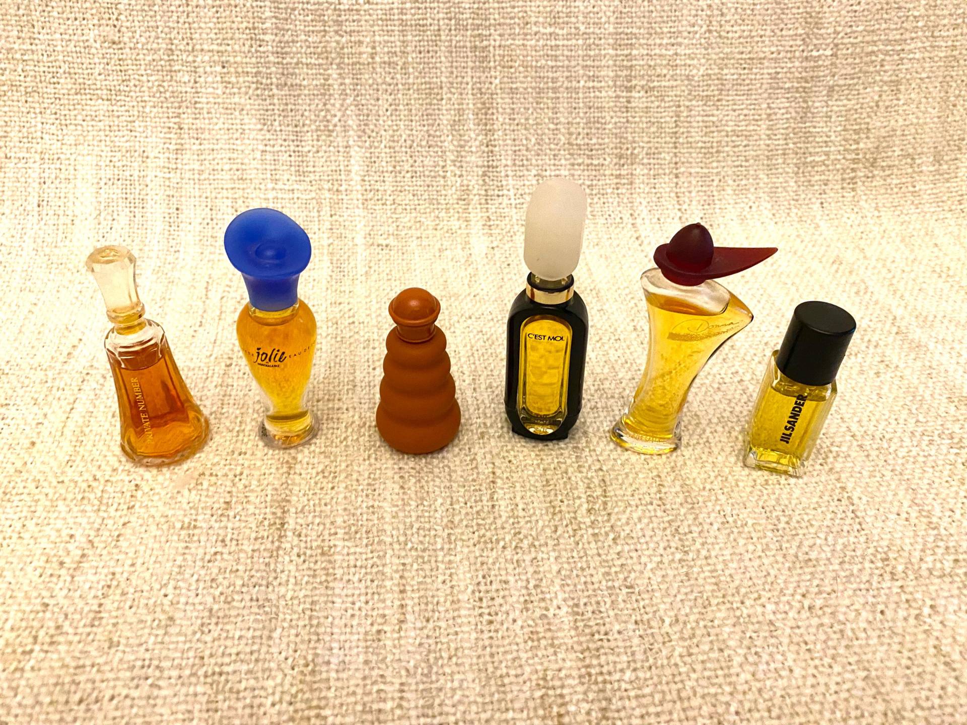 Perfume Bottle Set - 52 Bottles Miniature Private Number, Jolie Nonchalance, Samba, Aigner, Donna Borsalino, Jil Sanderand, Other Perfumes Perfume Bottle Set - 52 Bottles Miniature Private Number, Jolie Nonchalance, Samba, Aigner, Donna Borsalino, Jil Sanderand, Other Perfumes von Etsy - VintageStyleShopDE
