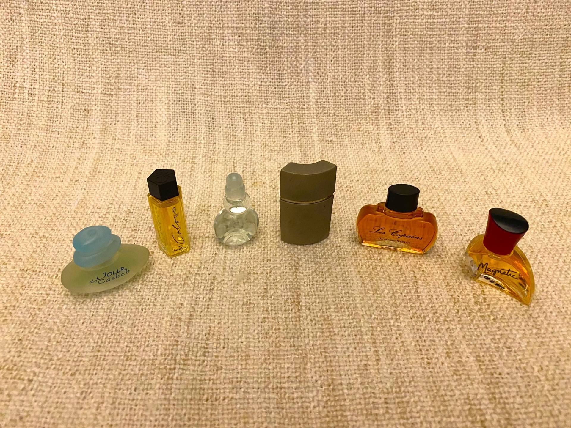 Perfume Bottle Set - 57 Bottles Miniature Lour De Casbah, Color Benetton, Versace Profumi, Magnetic Gabriela Sabatini, Other Perfumes Perfume Bottle Set - 57 Bottles Miniature Lour De Casbah, Color Benetton, Versace Profumi, Magnetic Gabriela Sabatini, Other Perfumes von Etsy - VintageStyleShopDE
