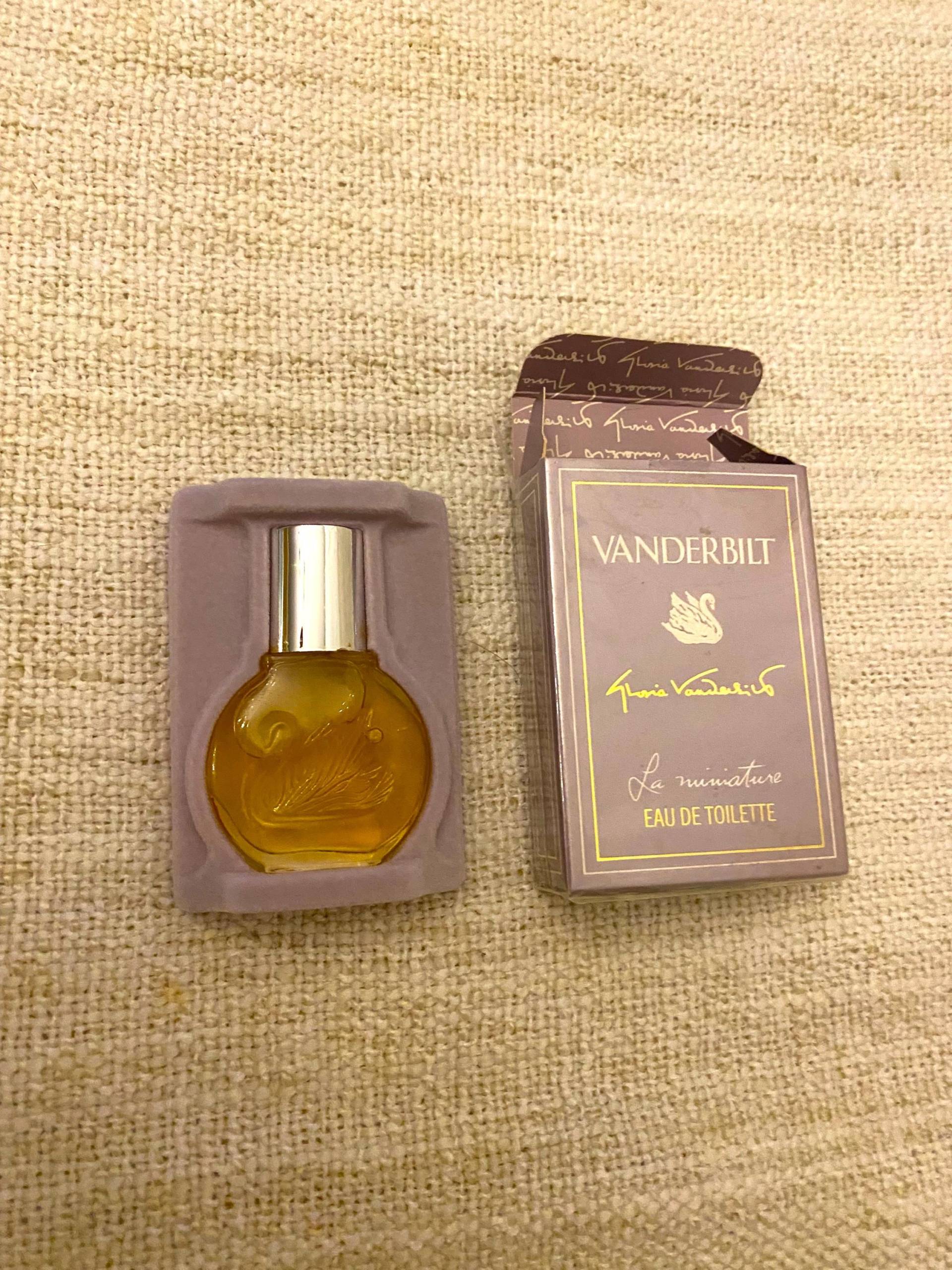 Vintage Miniature Eau De Toilette Vanderbilt 6.5Ml | La 83% Vol Paris New York Rare Perfume Collectible 80S French Scent Vintage Miniature Eau De Toilette Vanderbilt 6.5Ml | La 83% Vol Paris New York Rare Perfume Collectible 80S French Scent von Etsy - VintageStyleShopDE