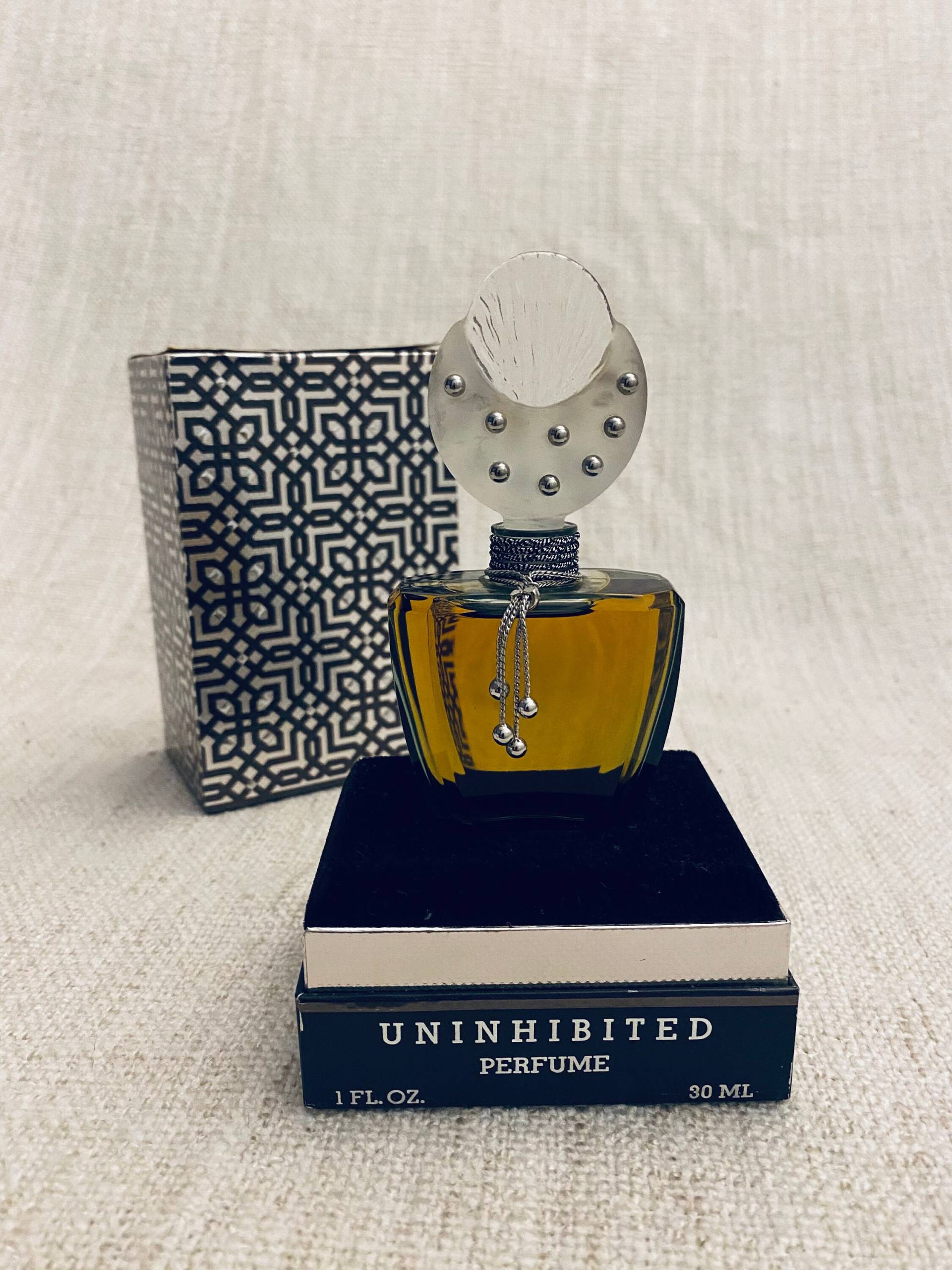 Vintage Uninhibited By Cher Parfum - Rare 30 Ml Woody Oriental Scent Released 1987 Women's Fragrance Collector's Item Vintage Uninhibited By Cher Parfum - Rare 30 Ml Woody Oriental Scent Released 1987 Women's Fragrance Collector's Item von Etsy - VintageStyleShopDE