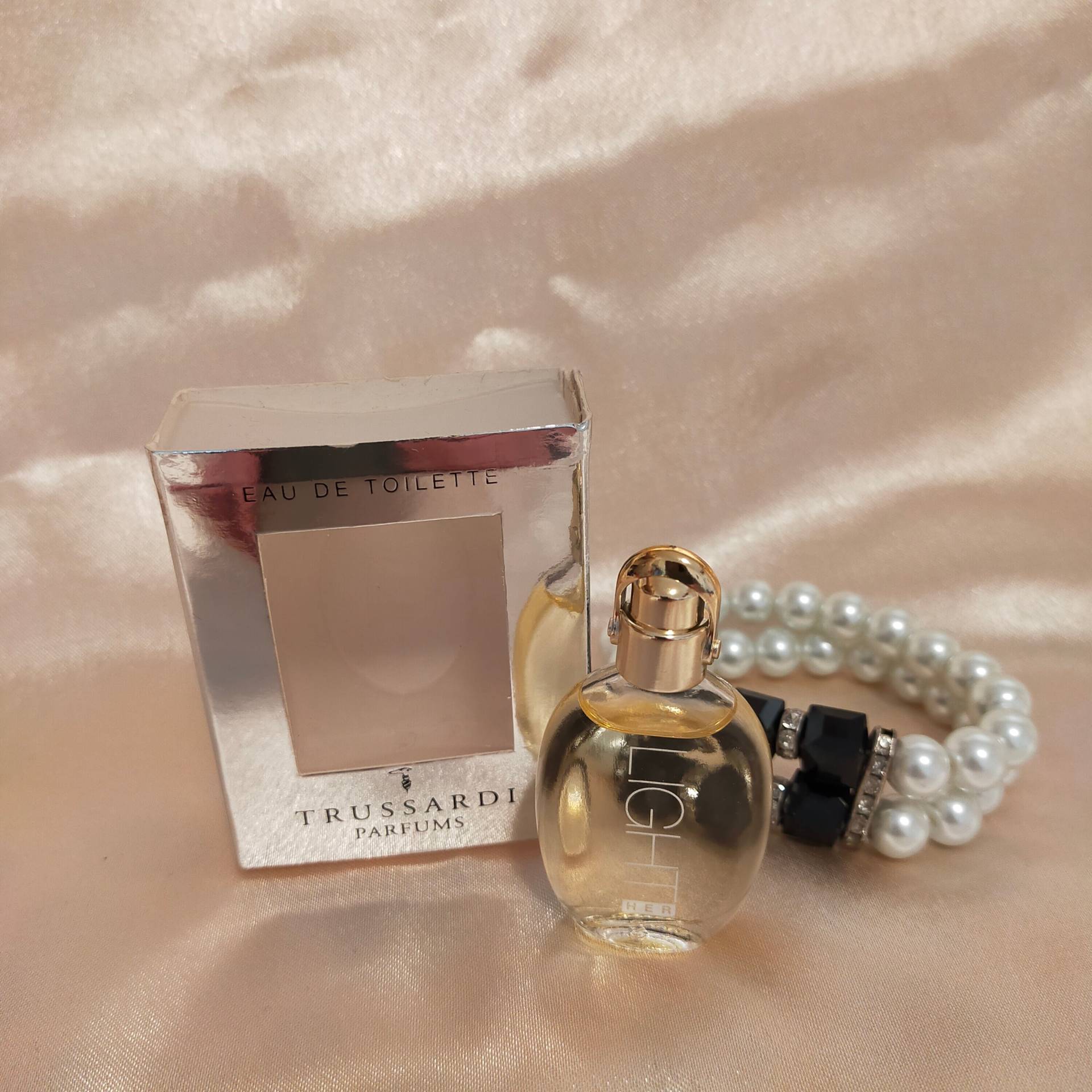 Trussardi "Light Her" Vintage Miniatur Parfüm Für Sammlung Seltene Mit Box von Etsy - Vintagepremiumitaly