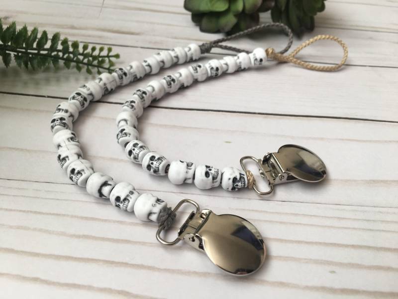 Totenkopf Binky Clip von Etsy - ViolaJadeShop