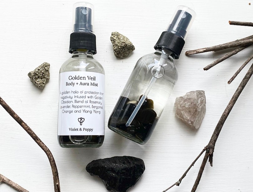 Goldener Schleier Körper + Aura Mist Goldener Schleier Körper + Aura Mist von Etsy - VioletAndPoppyCo