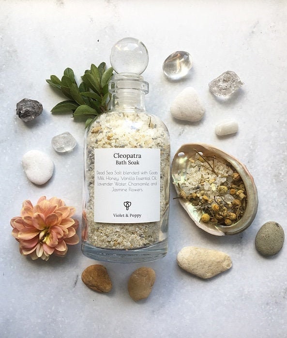 Kleopatra Bad Einweichen Kleopatra Bad Einweichen von Etsy - VioletAndPoppyCo