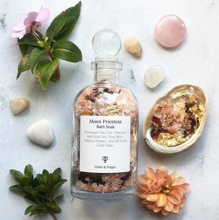 Mondpriesterin Bath Soak von Etsy - VioletAndPoppyCo