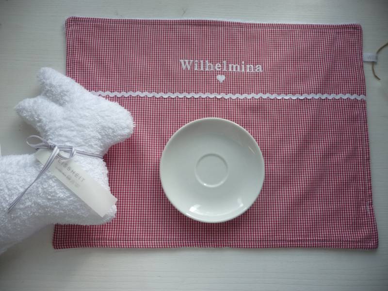 Platzset... Tischset Aus Stoff Vichykaro Mit Namen Und Herz/Stern von Etsy - WEISSHEITshop