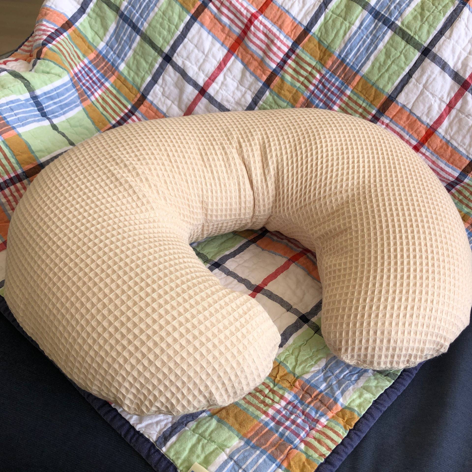 stillkissenbezug, 100% Baumwolle Waffel Tan Ecru Kissenbezug, Baby-Dusche-Geschenk, Säuglingsstütze Sitzkissen stillkissenbezug, 100% Baumwolle Waffel Tan Ecru Kissenbezug, Baby-Dusche-Geschenk, Säuglingsstütze Sitzkissen von Etsy - WaddleHomeAndBaby