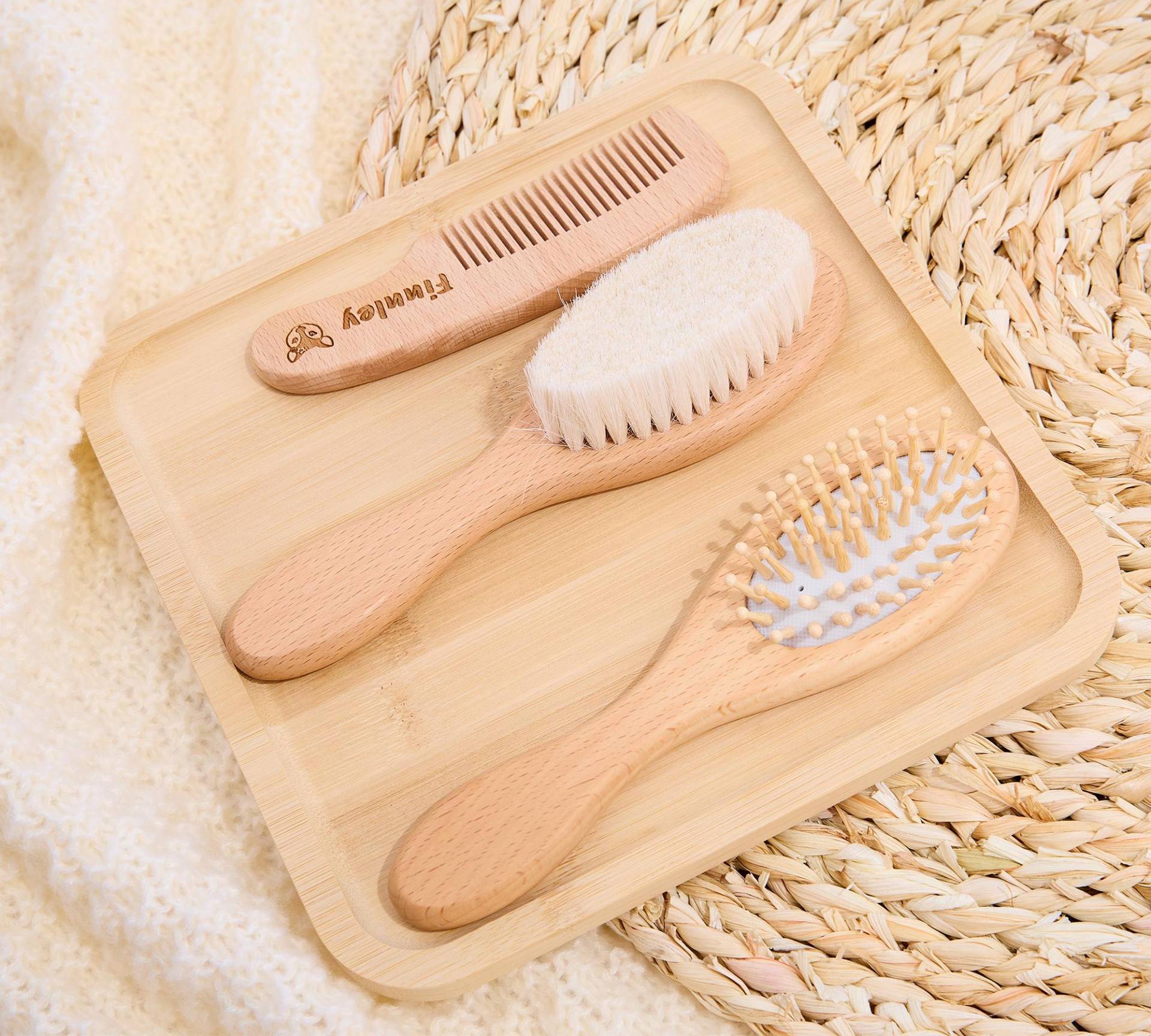 Personalisierte Hölzerne Baby Haarbürste Set, Hochzeit Party Geschenk Haarkamm, Baby-Dusche-Geschenk, Neugeborenen Geschenke, Brautjungfer von Etsy - WhisperingWindsTea