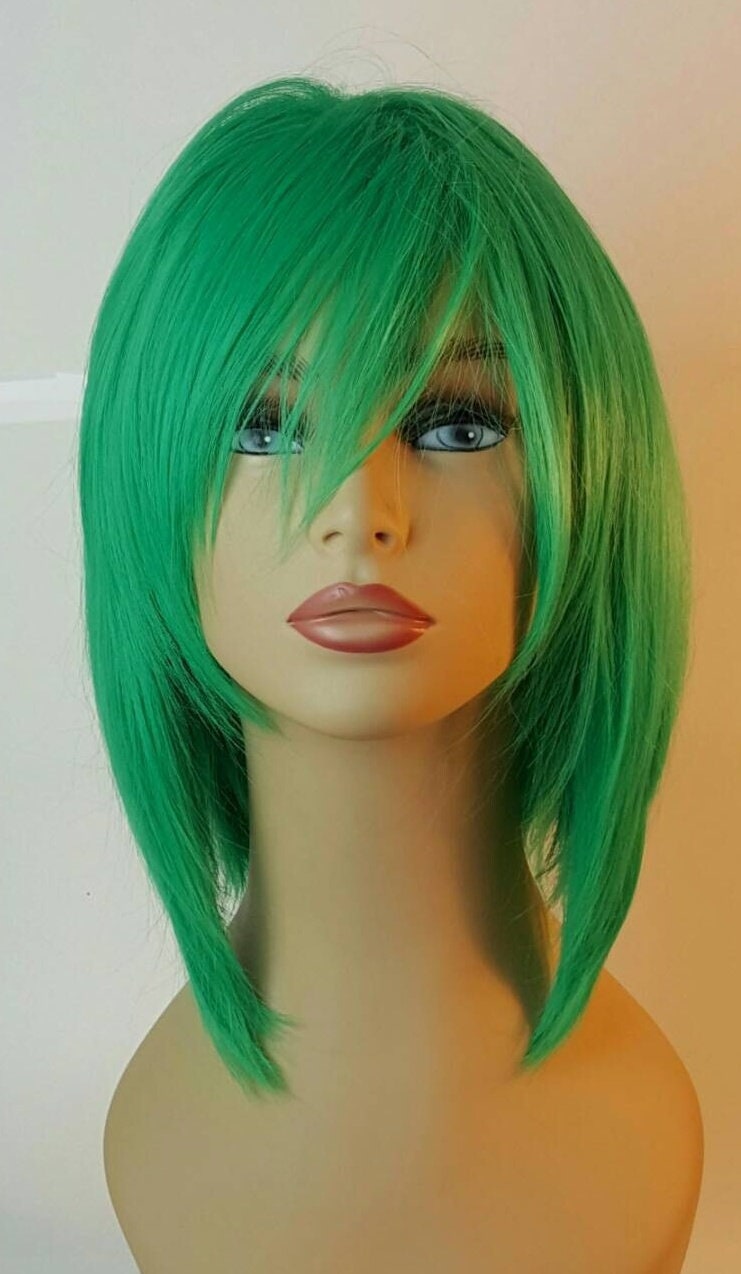 Grüne Perücke, Schulterlanger Grüner Bob, A-Linien-Perücke, Zottel Grün, Perücken, Perücke von Etsy - WigCraving