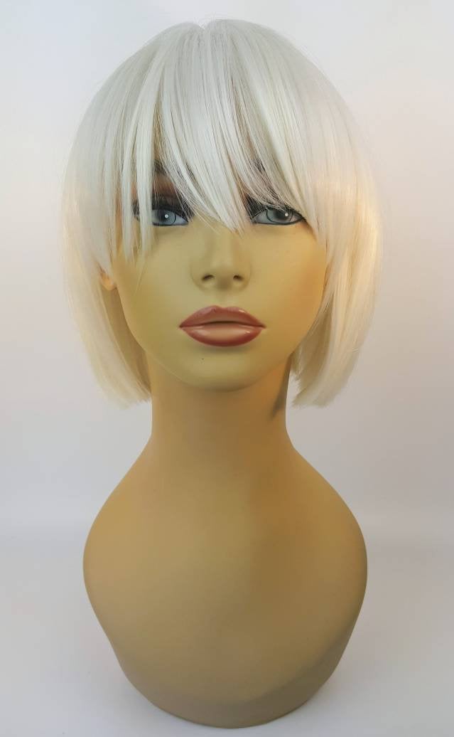 Kurze Blonde Bob Perücke Mit Pony, Kurzer Cooler Blonder Bob, Perücke, Hellblonder Perücken von Etsy - WigCraving