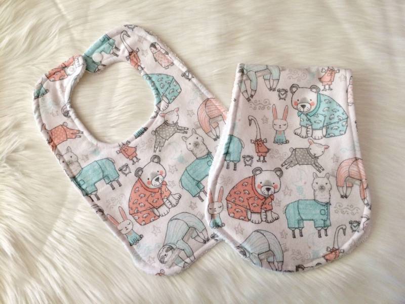 Baby Lätzchen, Spucktuch, Set, Neue Erstausstattung, Baby-Dusche-Geschenk, Moderne Flanell Spucktuch von Etsy - Wilgaparkcraftcorner