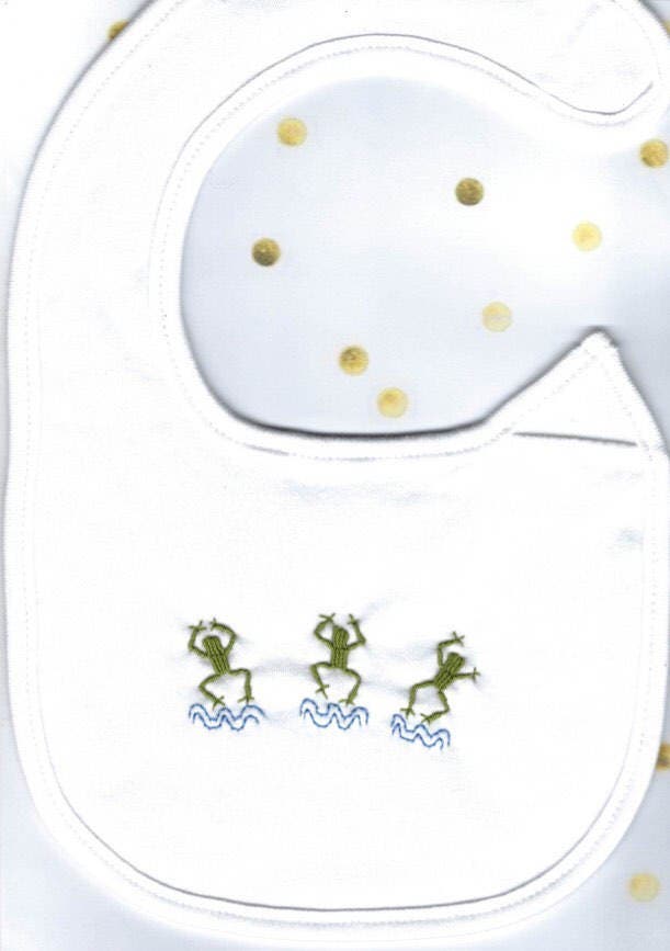 Gesticktes Frosch Lätzchen. Baby Lätzchen, Sabbern Weiß Dribble Essenszeiten, Fütterungszeit, Zahnen, Tuch, Lätzchen Gesticktes Frosch Lätzchen. Baby Lätzchen, Sabbern Weiß Dribble Essenszeiten, Fütterungszeit, Zahnen, Tuch, Lätzchen von Etsy - Wilgaparkcraftcorner