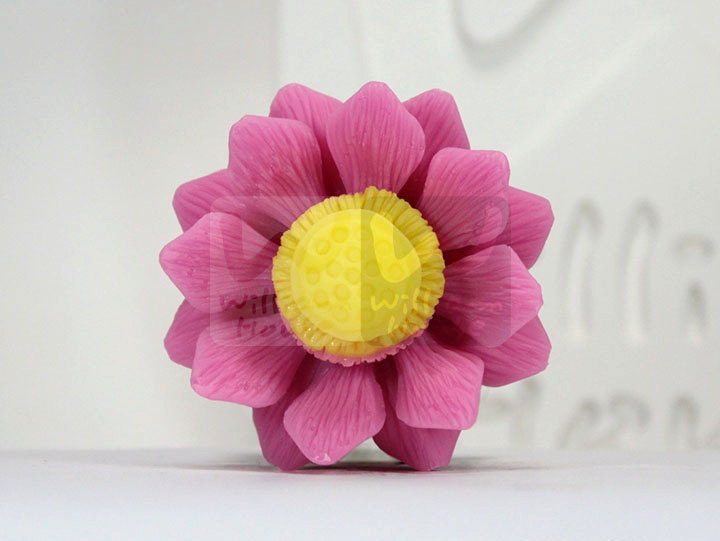 Lotus Blume - Handgemachte Design Seife Form Lotus Blume - Handgemachte Design Seife Form von Etsy - WilliamhouseKorea
