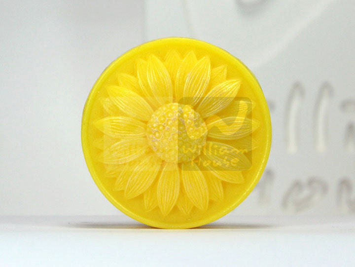 Sonnenblume - Handgemachte Design Seifenform Sonnenblume - Handgemachte Design Seifenform von Etsy - WilliamhouseKorea