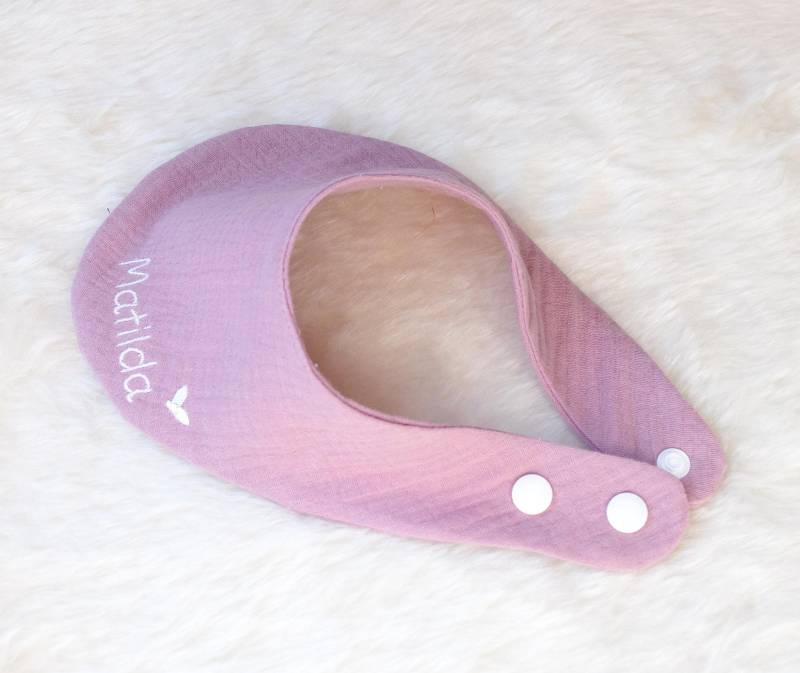 Personalisiertes Halstuch/Musselintuch Baby/Babygeschenk/Mit Namen/Mit Druckknopf Personalisiertes Halstuch/Musselintuch Baby/Babygeschenk/Mit Namen/Mit Druckknopf von Etsy - WillkommenWunder