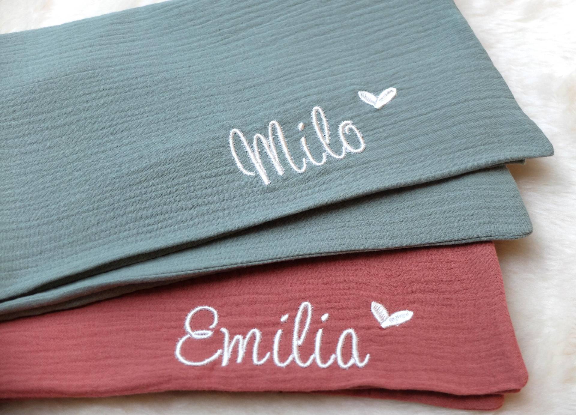 Spucktuch Aus Musselin, Personalisiert Mit Name, Doppellagig von Etsy - WillkommenWunder