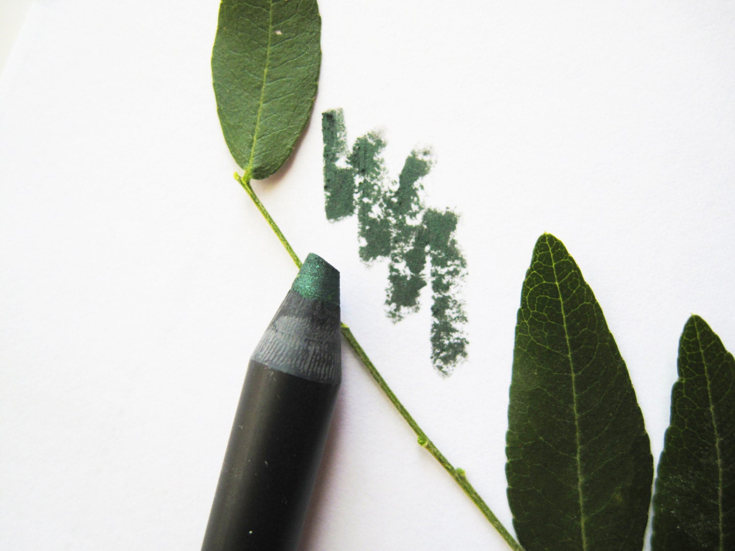 Midnight Jade - Natürlicher Mineral Eye Liner Stift von Etsy - WillowTreeMinerals