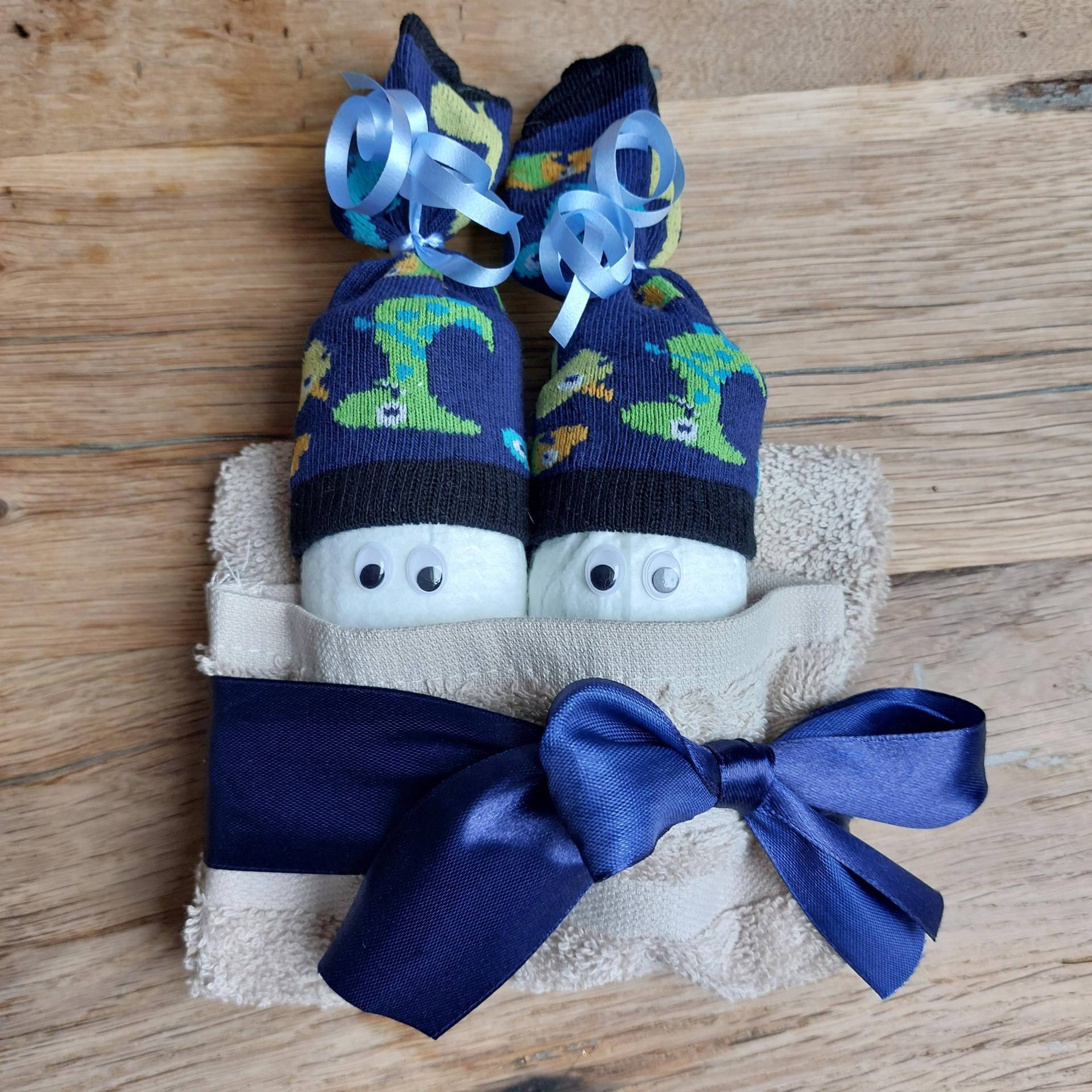 Windelzwerge Im Babybett, Windeltorte, Kleines Windelgeschenk Zur Geburt, Babyparty Windelzwerge Im Babybett, Windeltorte, Kleines Windelgeschenk Zur Geburt, Babyparty von Etsy - WindelfeeGeschenke