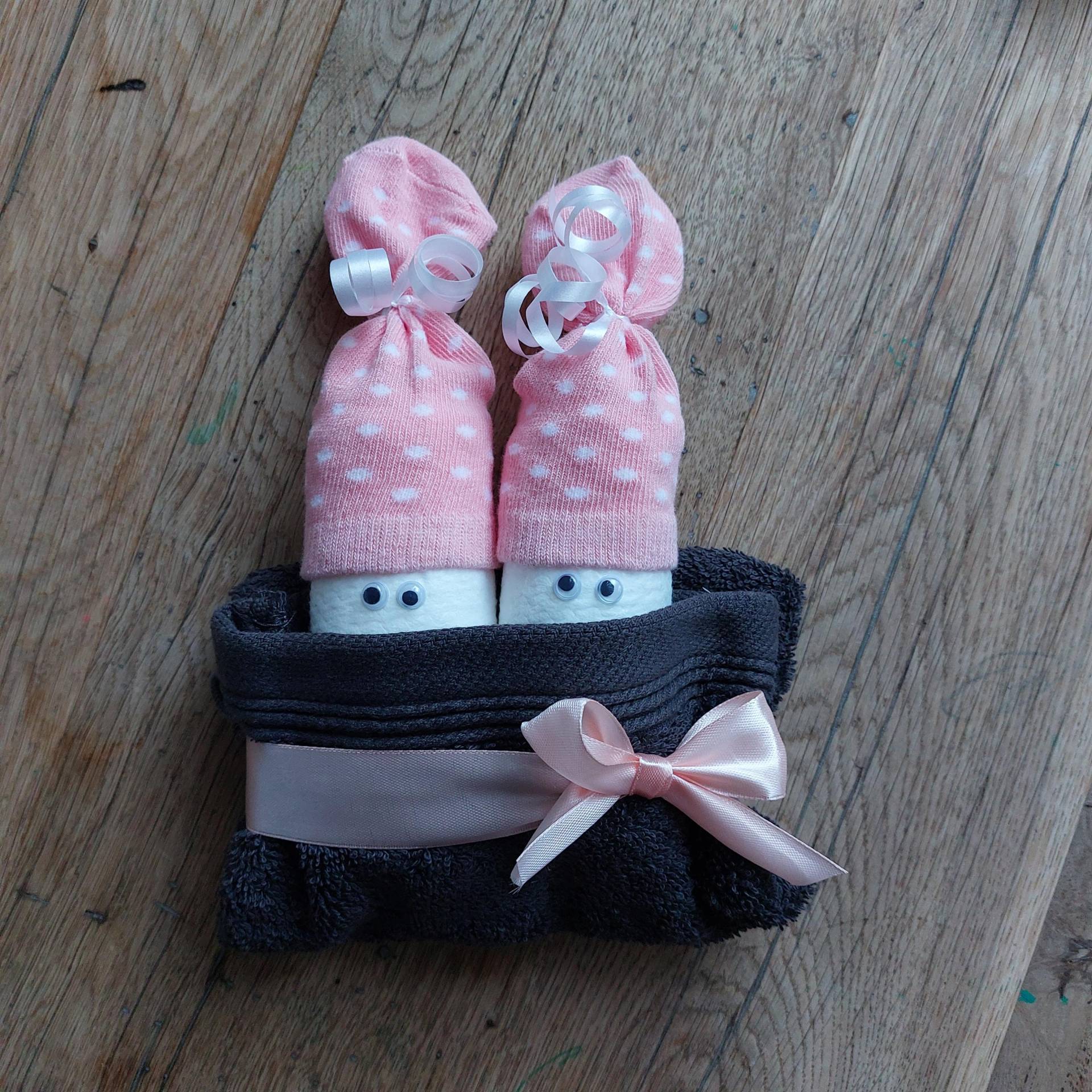Windelzwerge Im Babybett, Windeltorte, Kleines Windelgeschenk Zur Geburt, Babyparty Windelzwerge Im Babybett, Windeltorte, Kleines Windelgeschenk Zur Geburt, Babyparty von Etsy - WindelfeeGeschenke