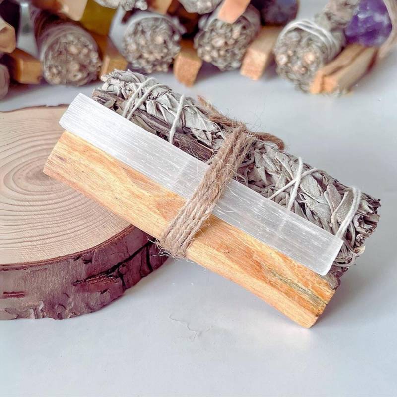 White Sage, Palo Santo & Selenite Cleansing Kit - Reinigungsset, Energiereinigung, Spirituelles Heilen, Meditation, Räucherkristall-Set von Etsy - WitchcraftSanctum