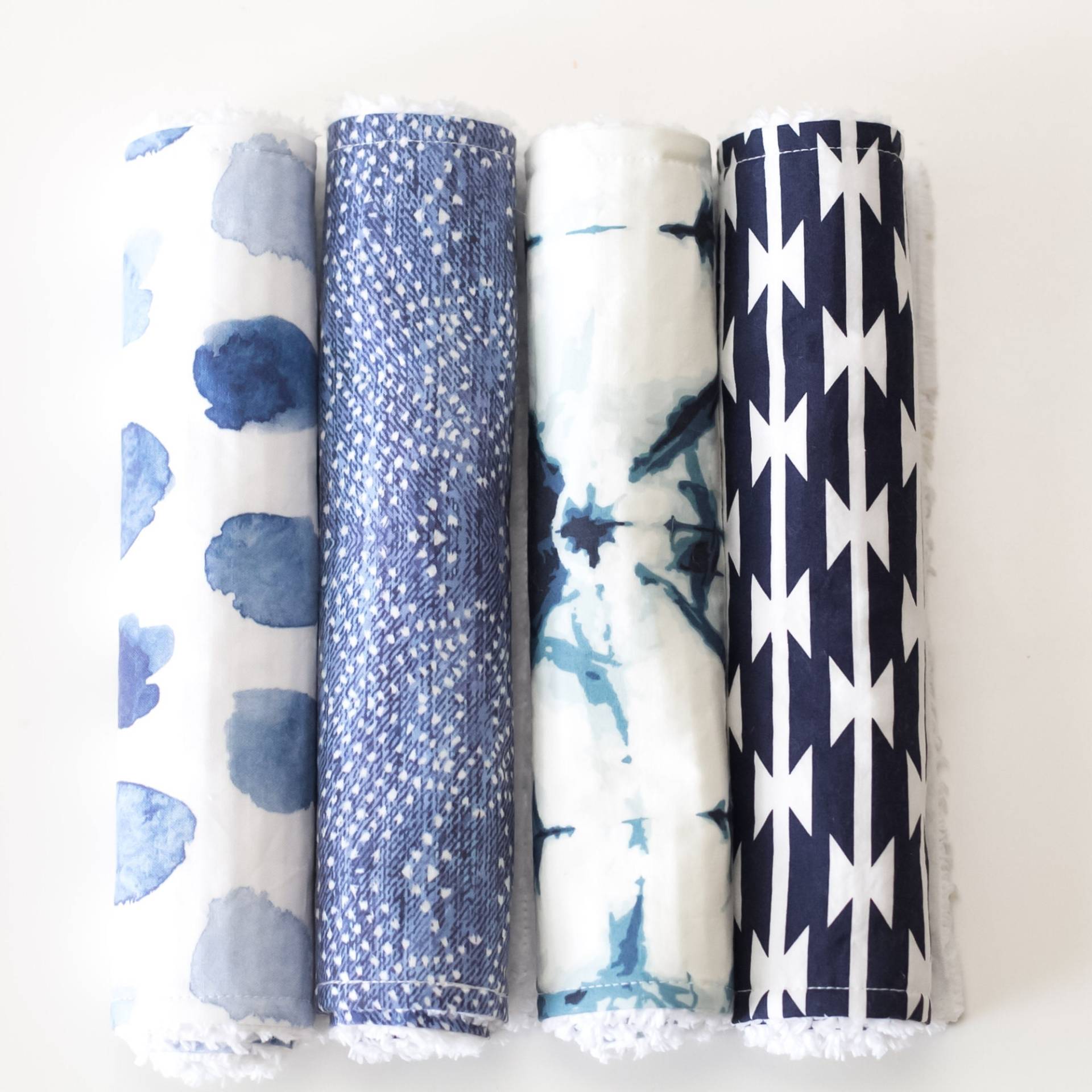 Navy, Denim Und Indigo Spucktuch 4Er Set Navy, Denim Und Indigo Spucktuch 4Er Set von Etsy - WittsEndDesign